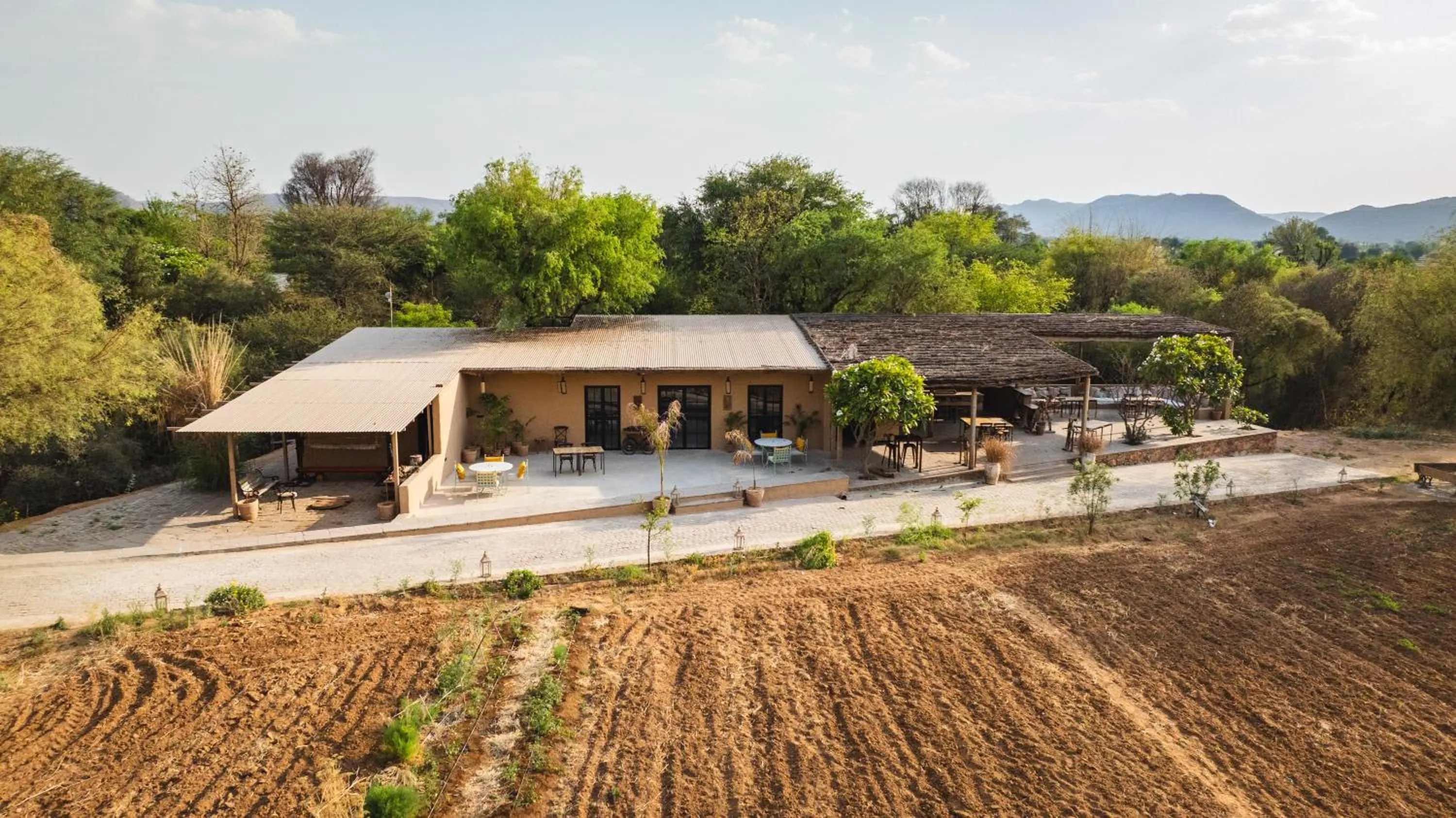 Restaurant/places to eat in Anopura Jaipur