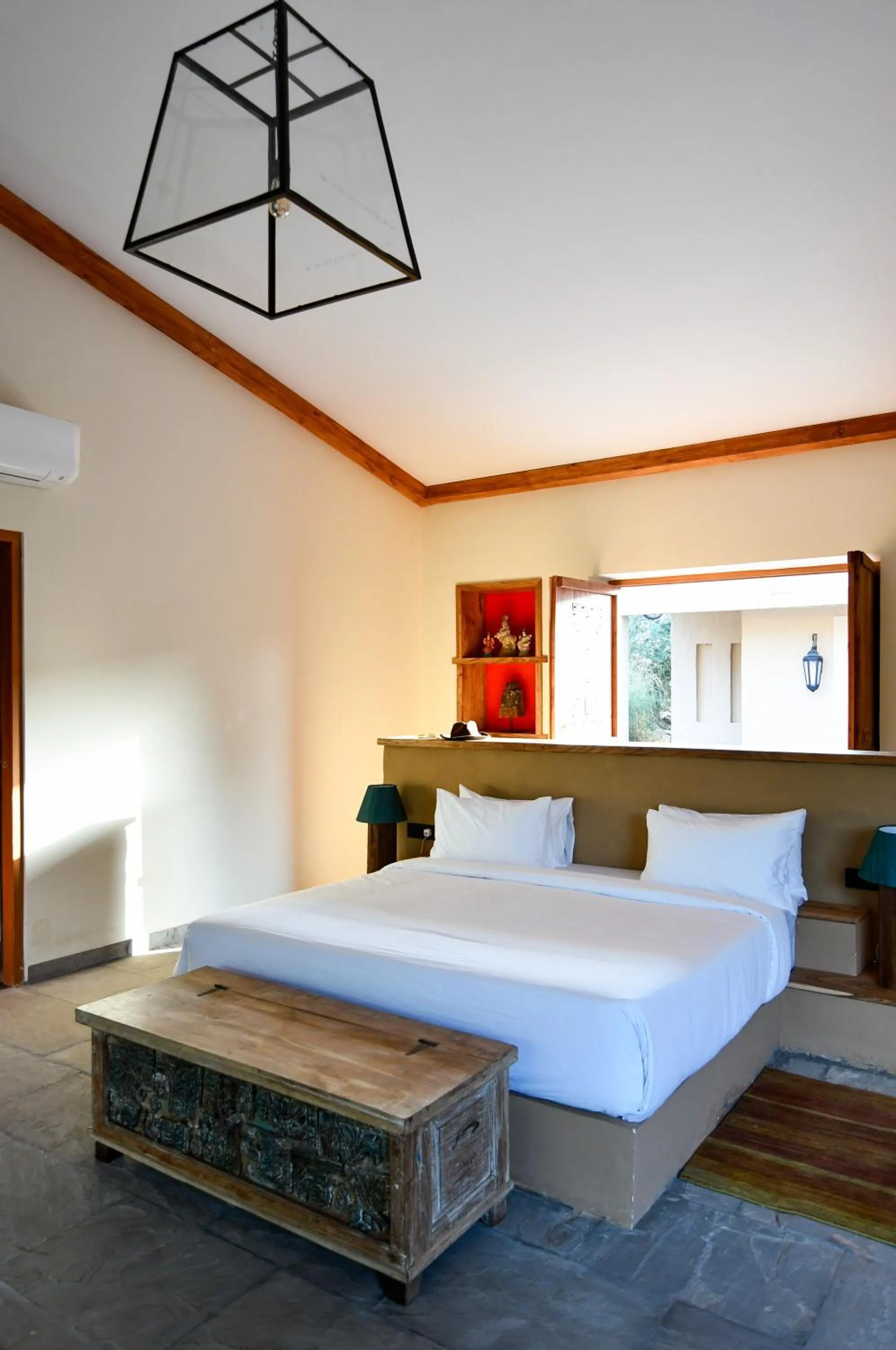 Bed in Anopura Jaipur