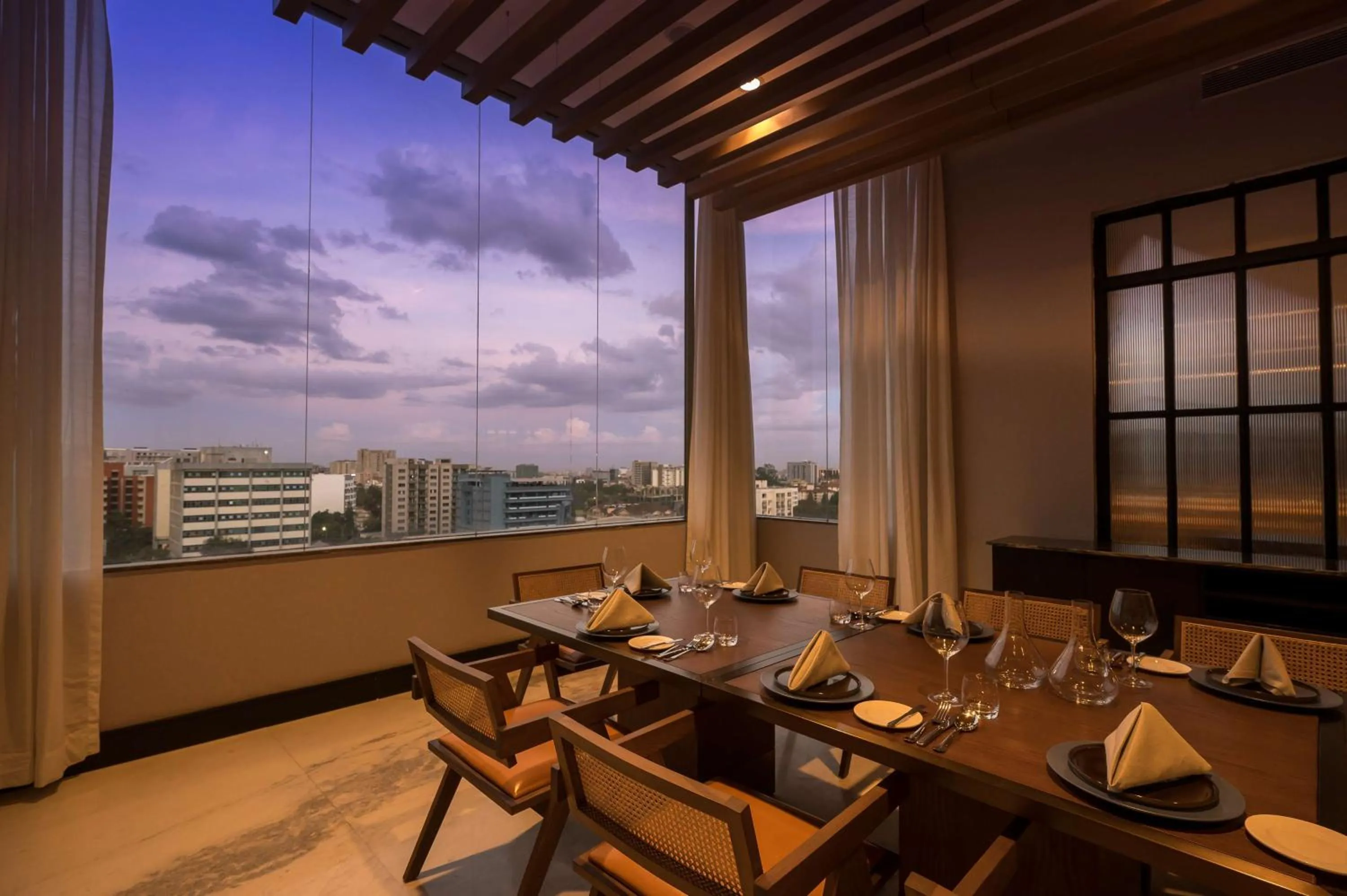 Restaurant/places to eat in Hyatt Regency Nairobi Westlands
