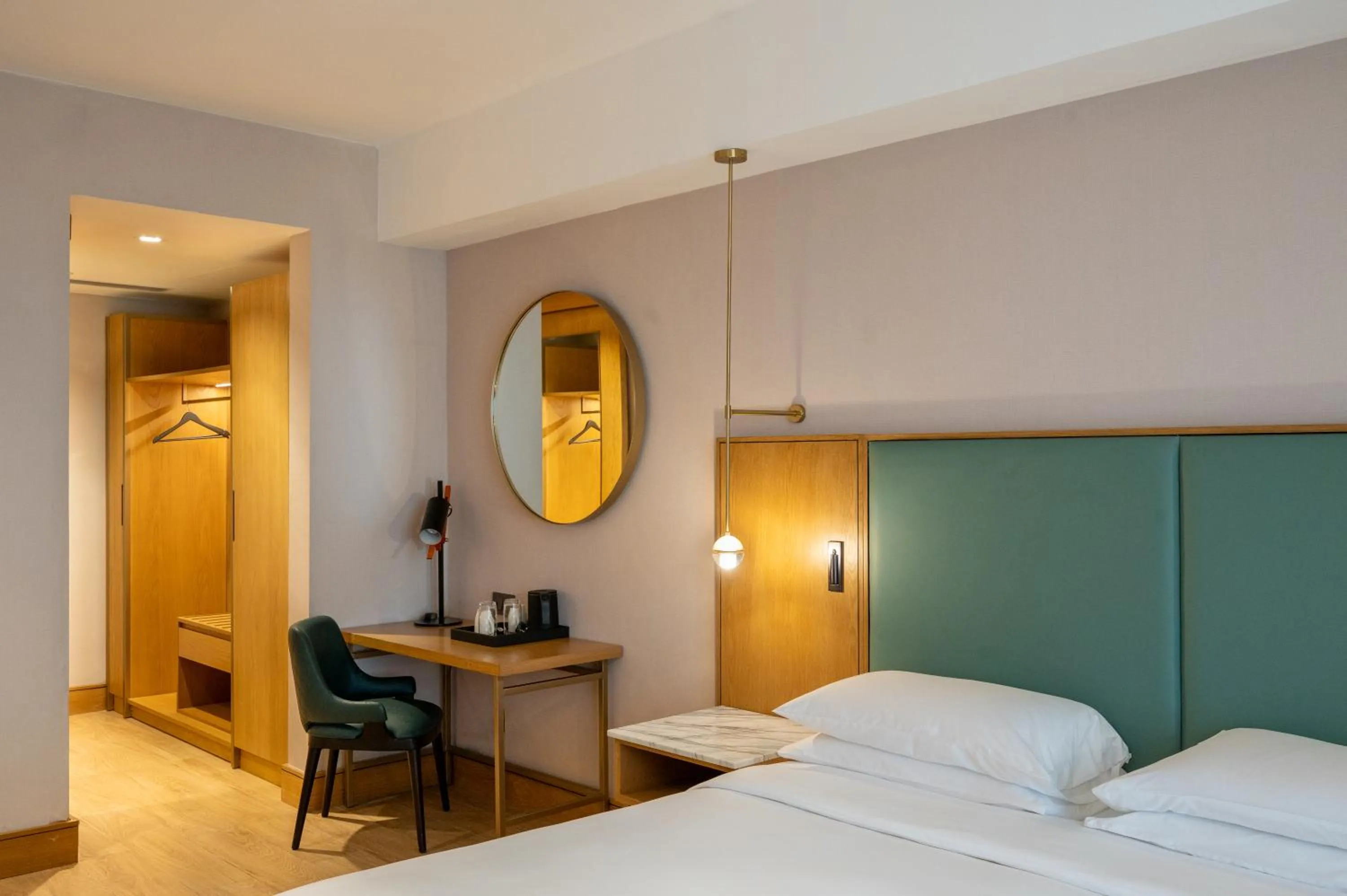 Photo of the whole room, Bed in Hyatt Regency Nairobi Westlands