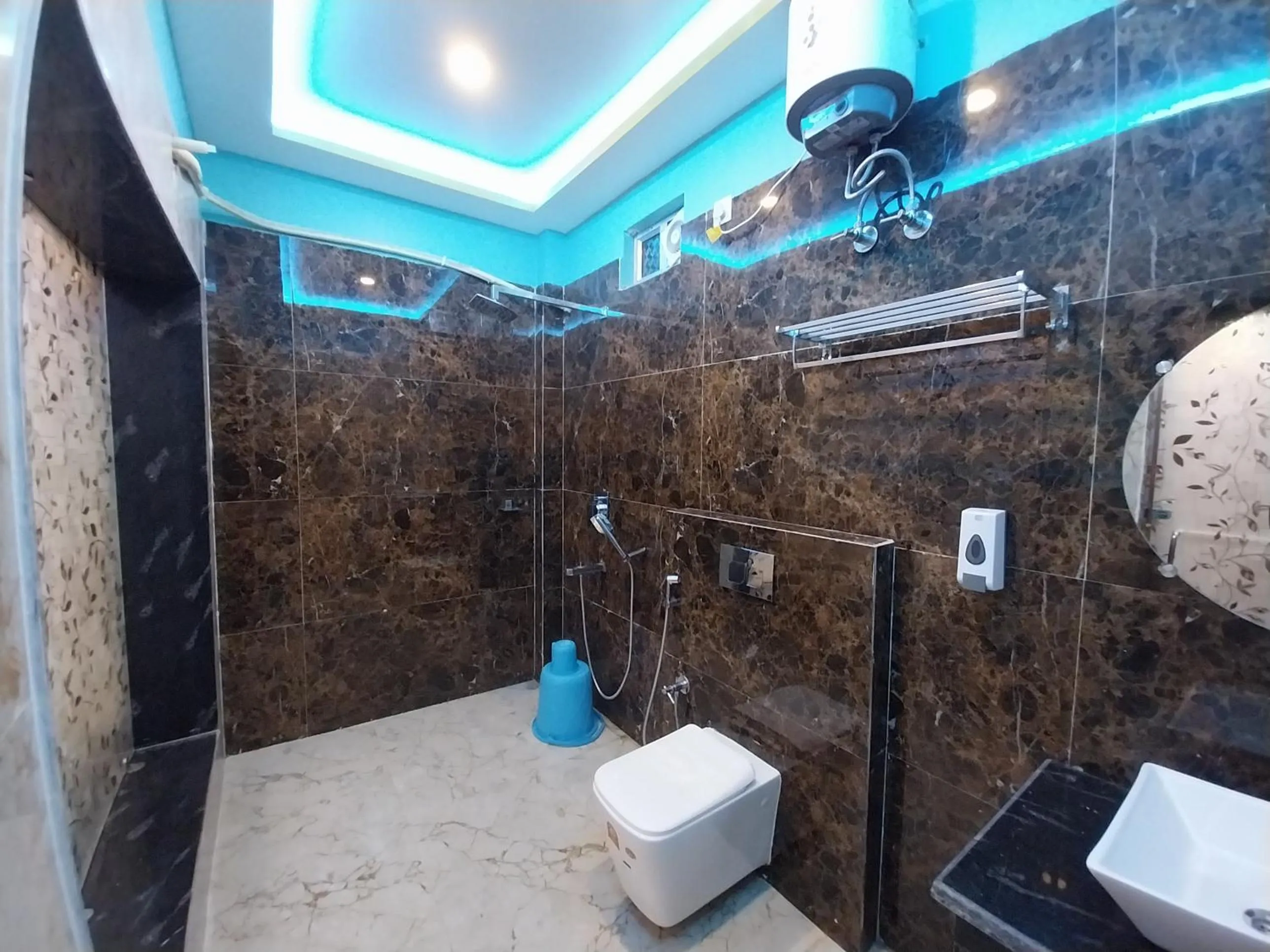 Bathroom in THE PELICAN BEACH RESORT