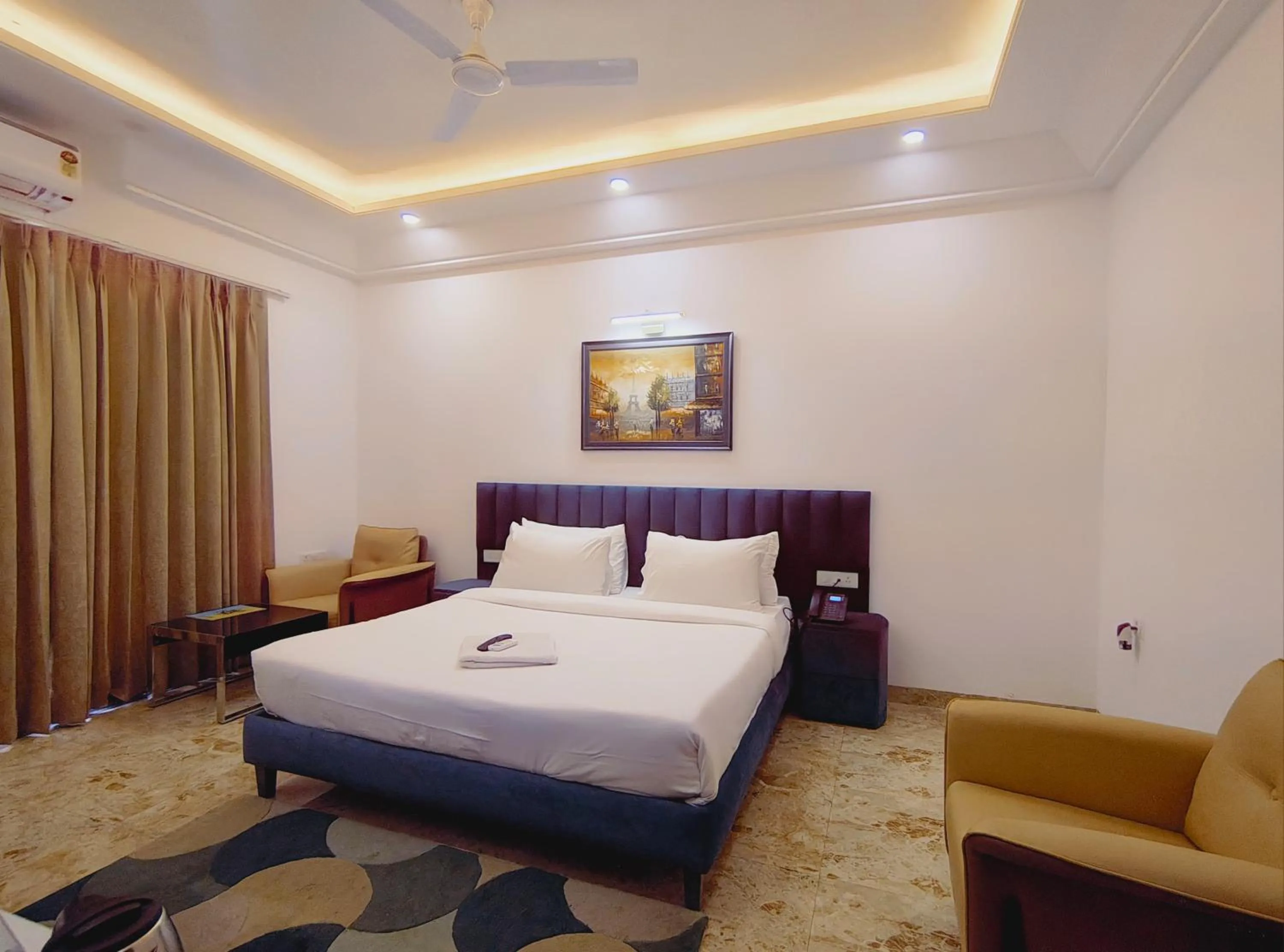 Bed in The Hoften Elite 32 Avenue, Sector 15, Gurugram