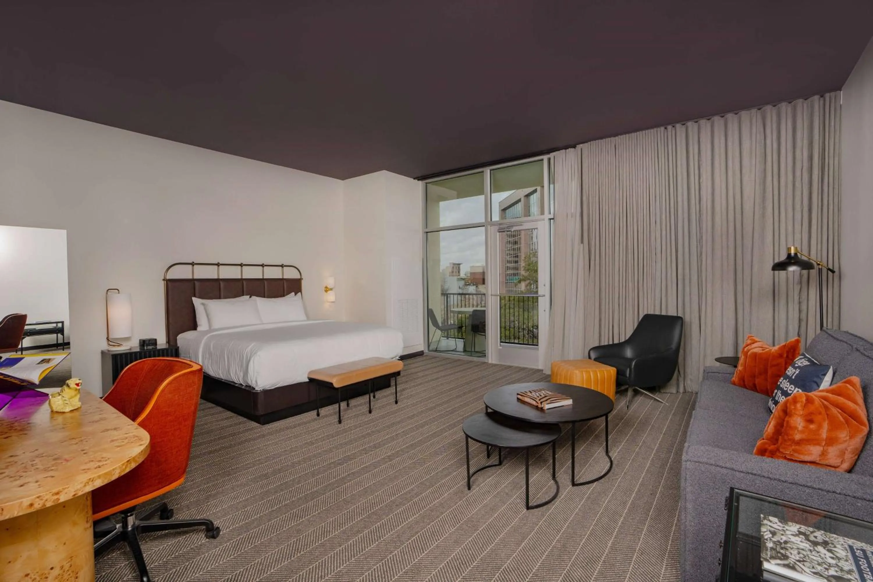 Photo of the whole room, Bed in Origin Baton Rouge, a Wyndham Hotel