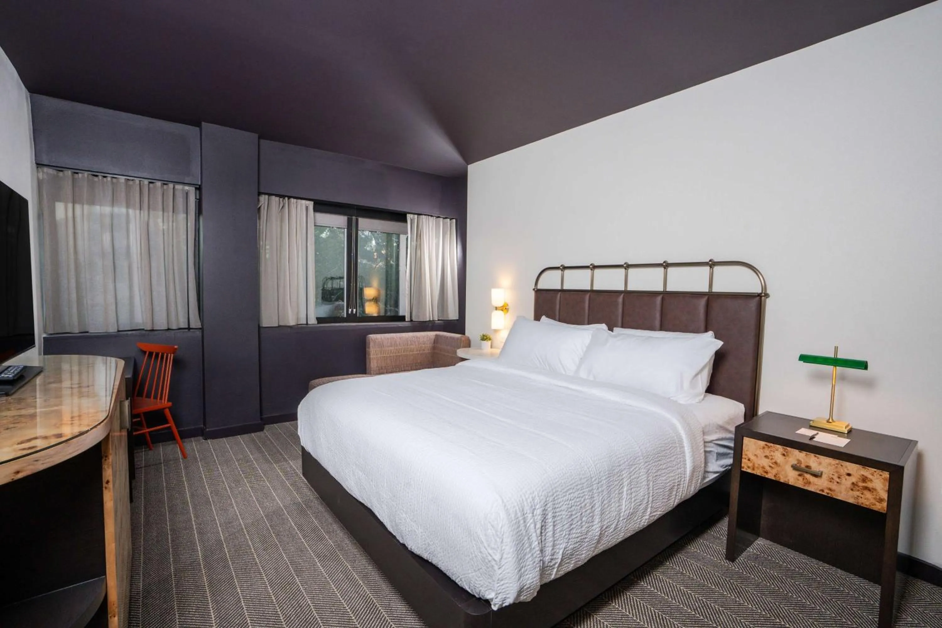 Photo of the whole room, Bed in Origin Baton Rouge, a Wyndham Hotel
