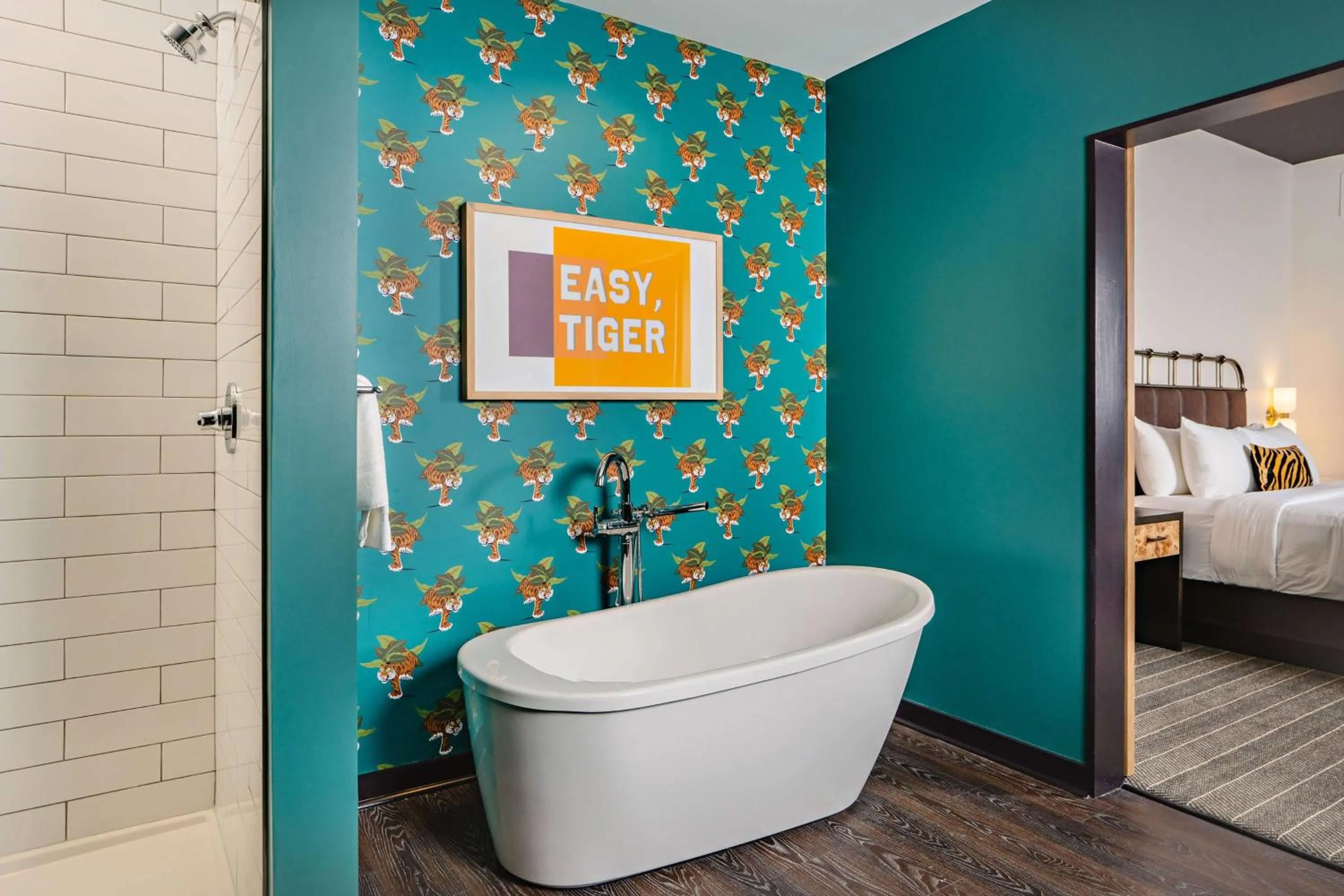 Bathroom, Bed in Origin Baton Rouge, a Wyndham Hotel