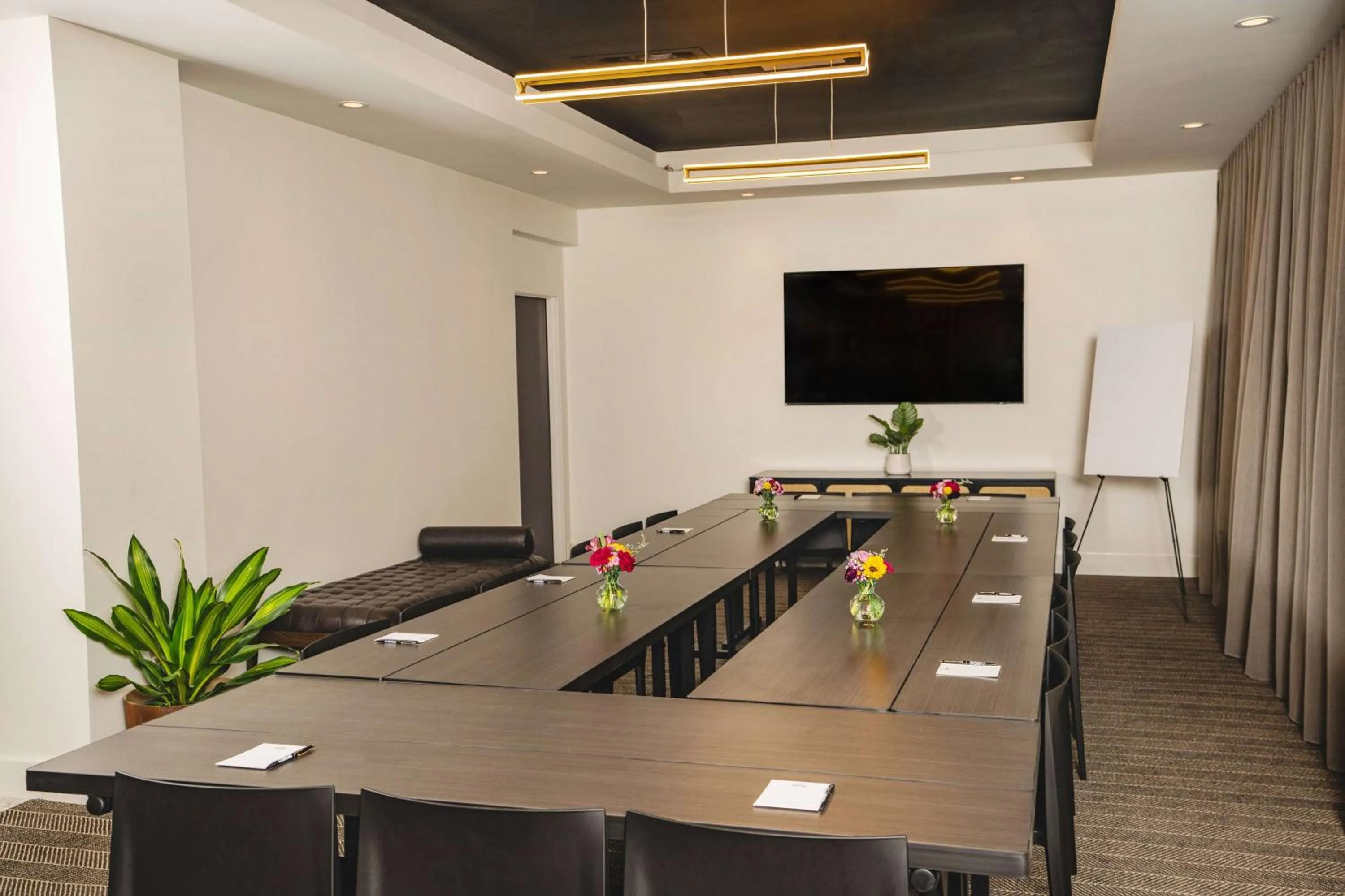 Meeting/conference room in Origin Baton Rouge, a Wyndham Hotel