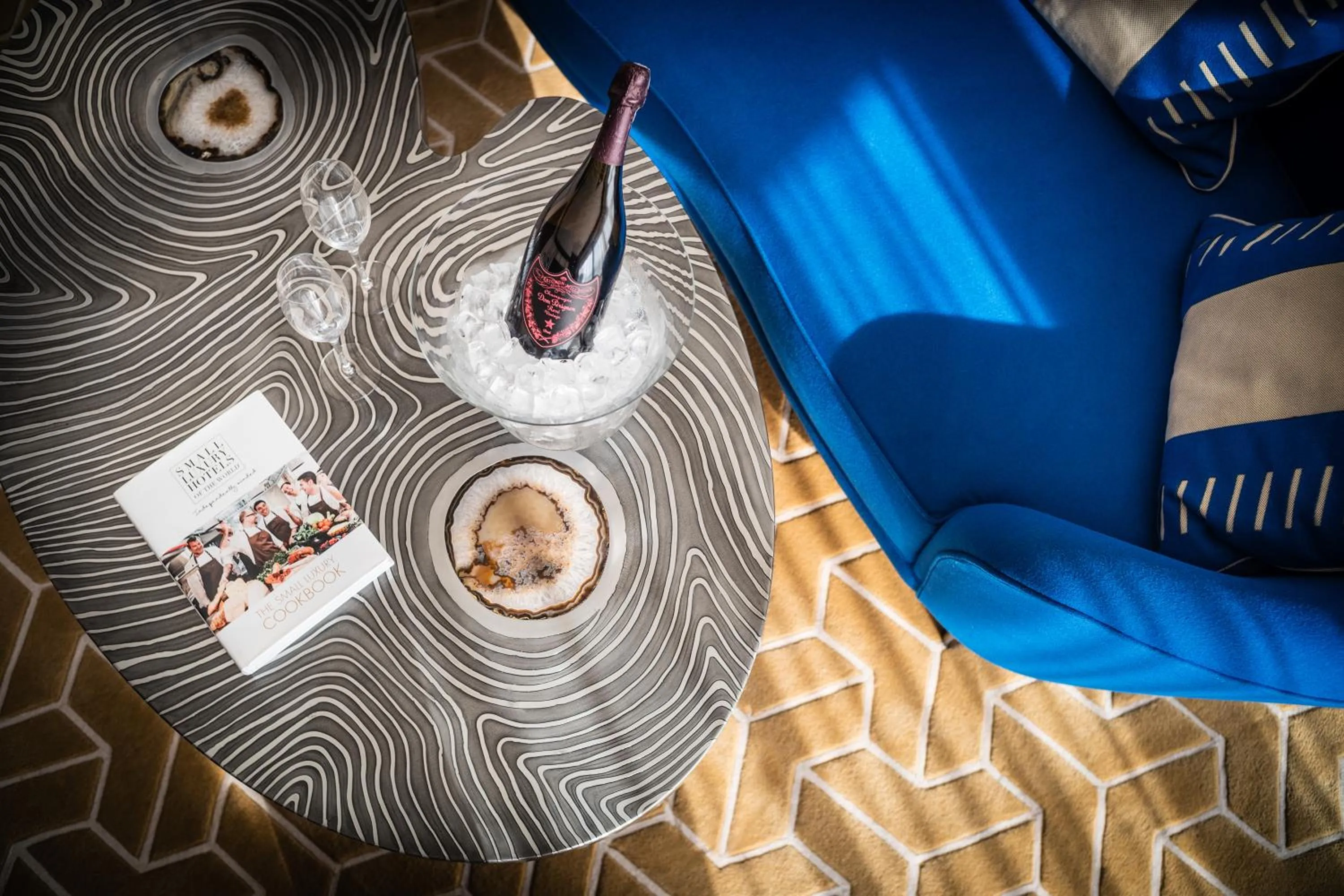 Seating area in Dinamo Hotel Baku