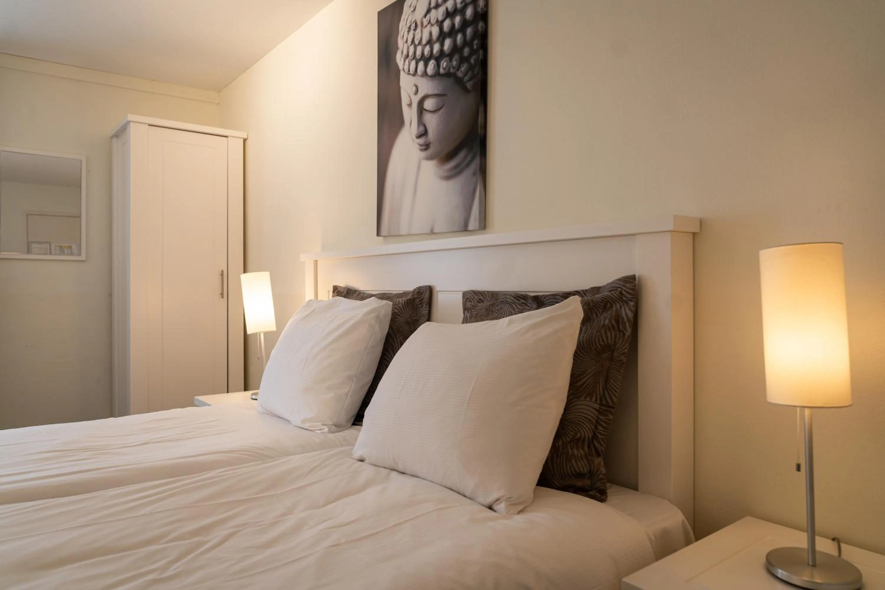 Bed in Het Hart van Weesp