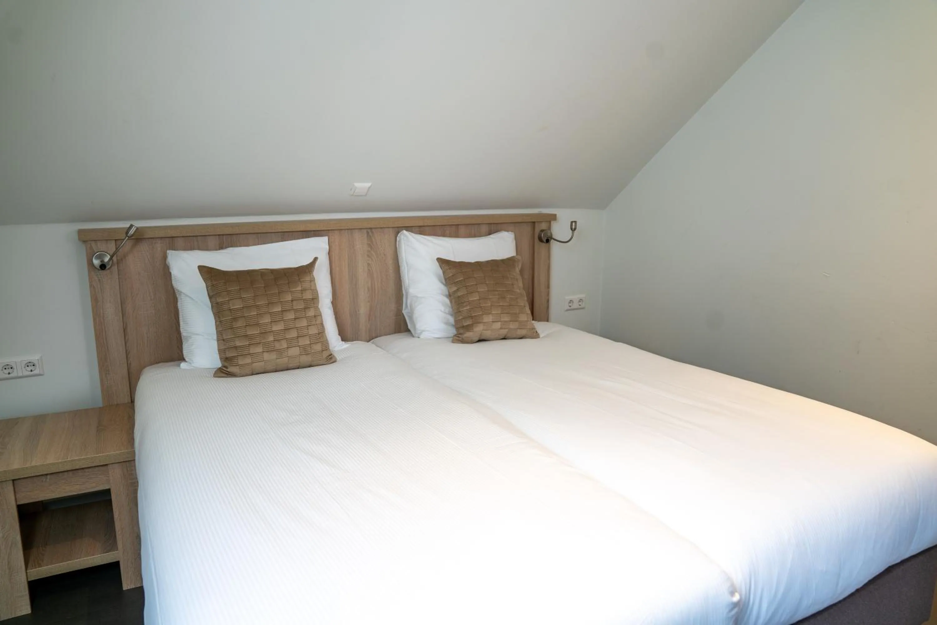 Bed in Het Hart van Weesp