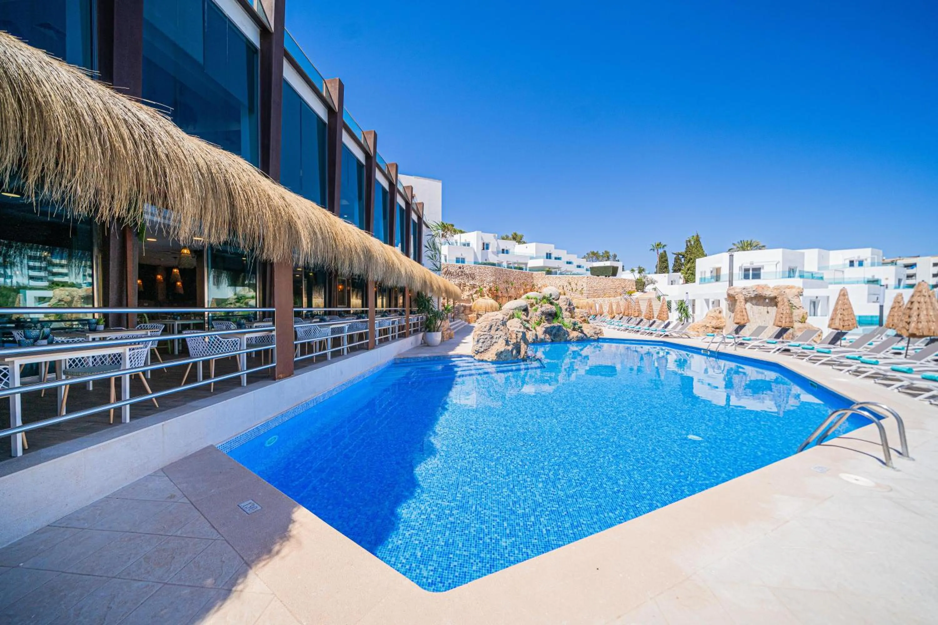 Swimming pool in MarSenses Ferrera Blanca Hotel - Adults Only