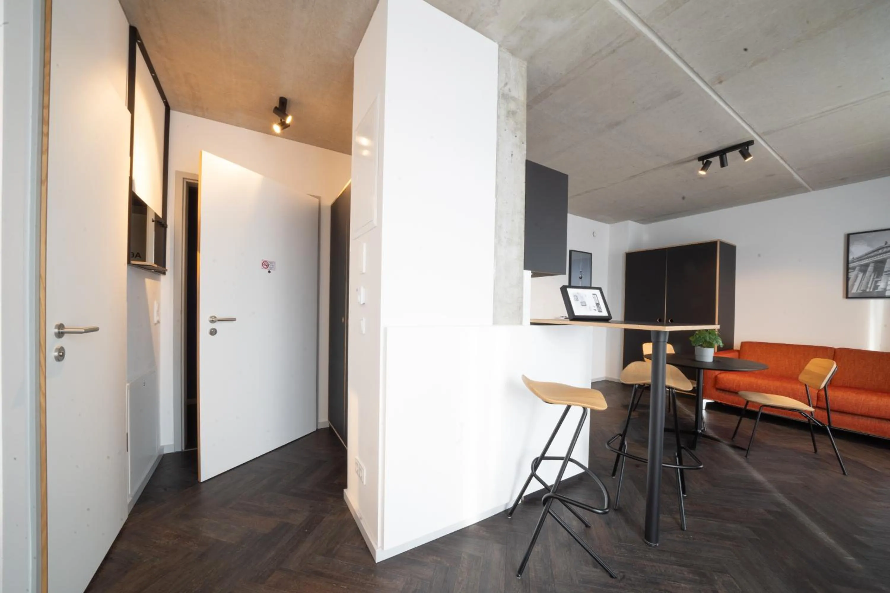 Photo of the whole room in NEOApartments