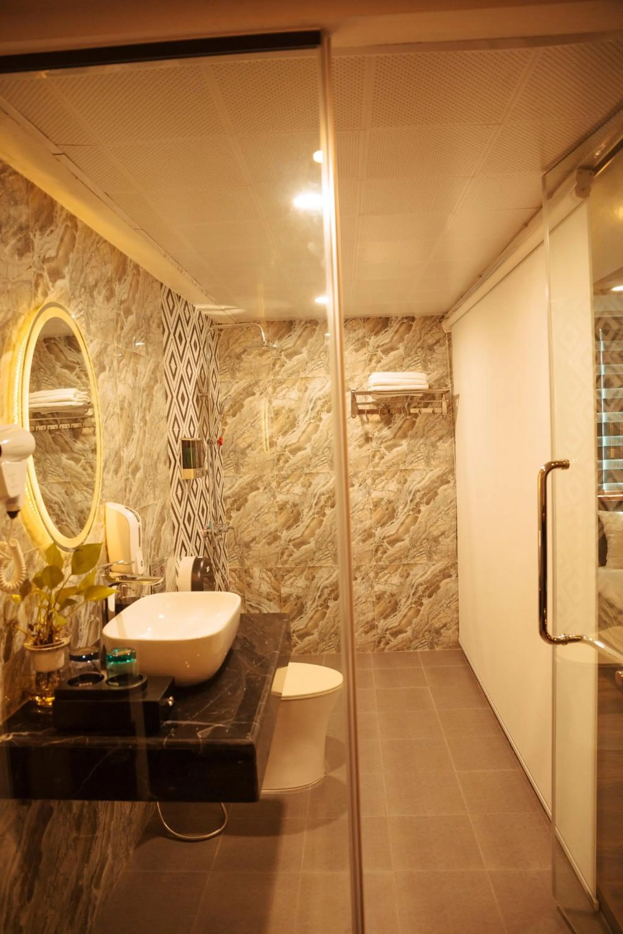 Bathroom in Sky Hotel Bắc Giang
