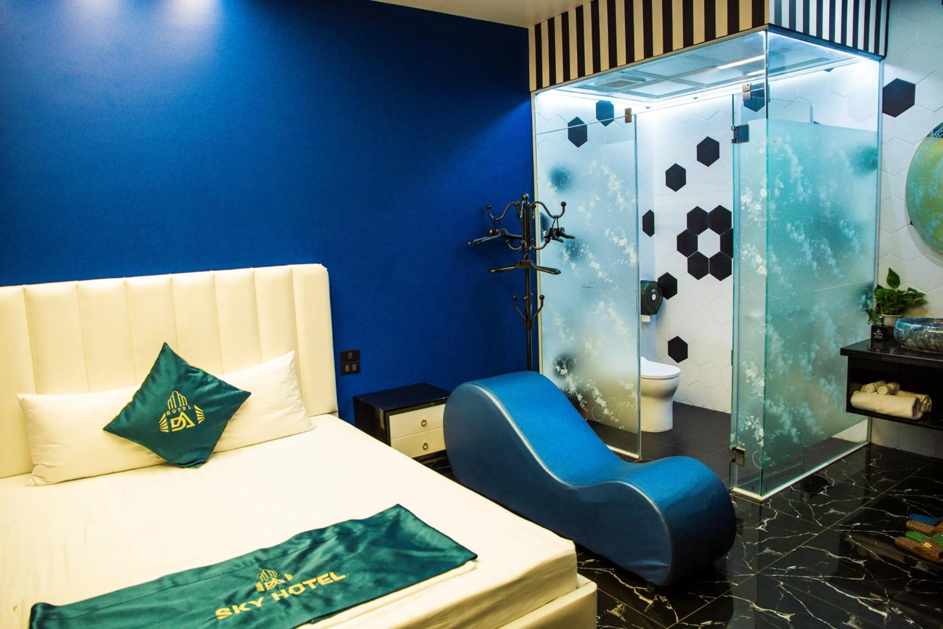 Bedroom, Bed in Sky Hotel Bắc Giang