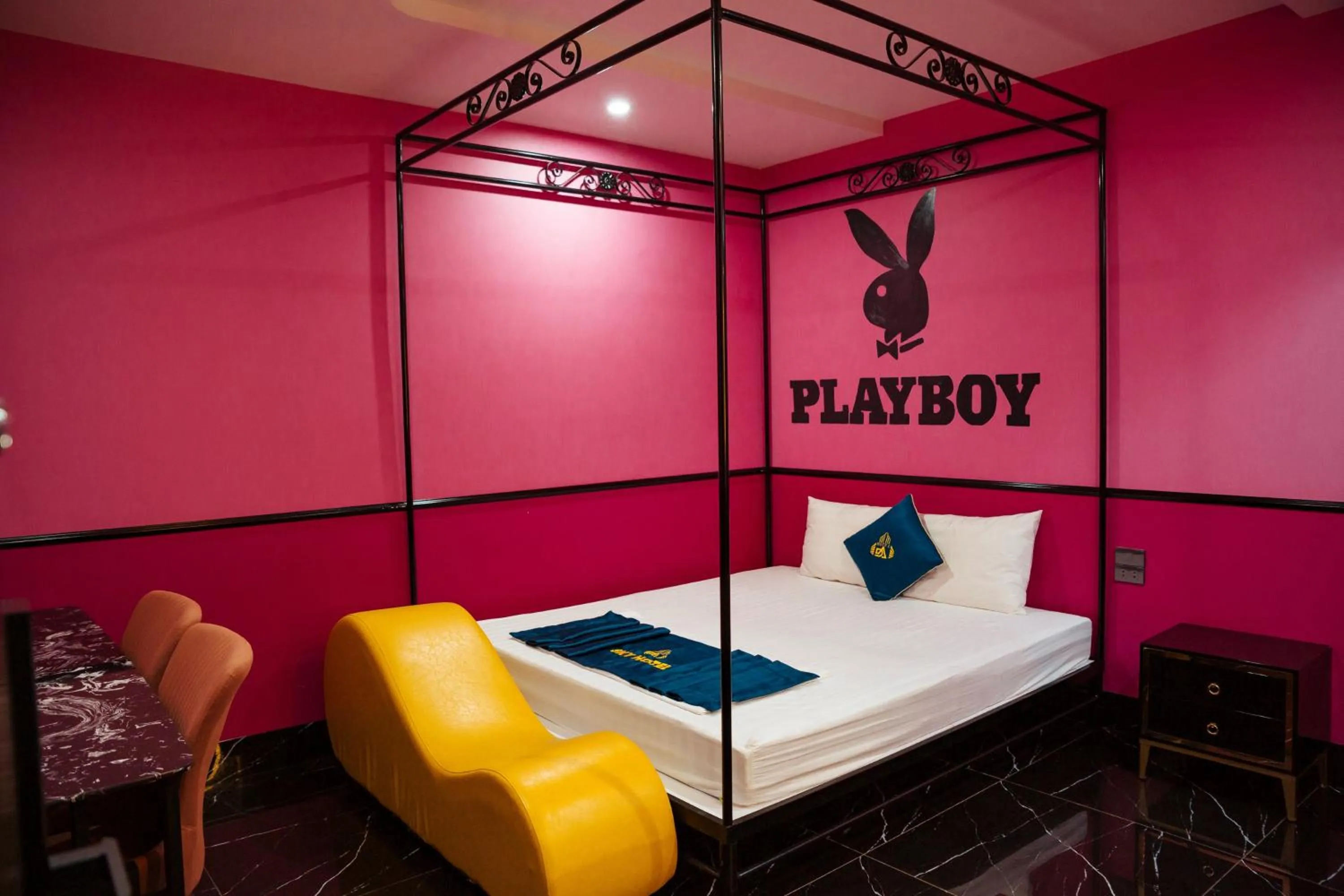 Bedroom, Bed in Sky Hotel Bắc Giang