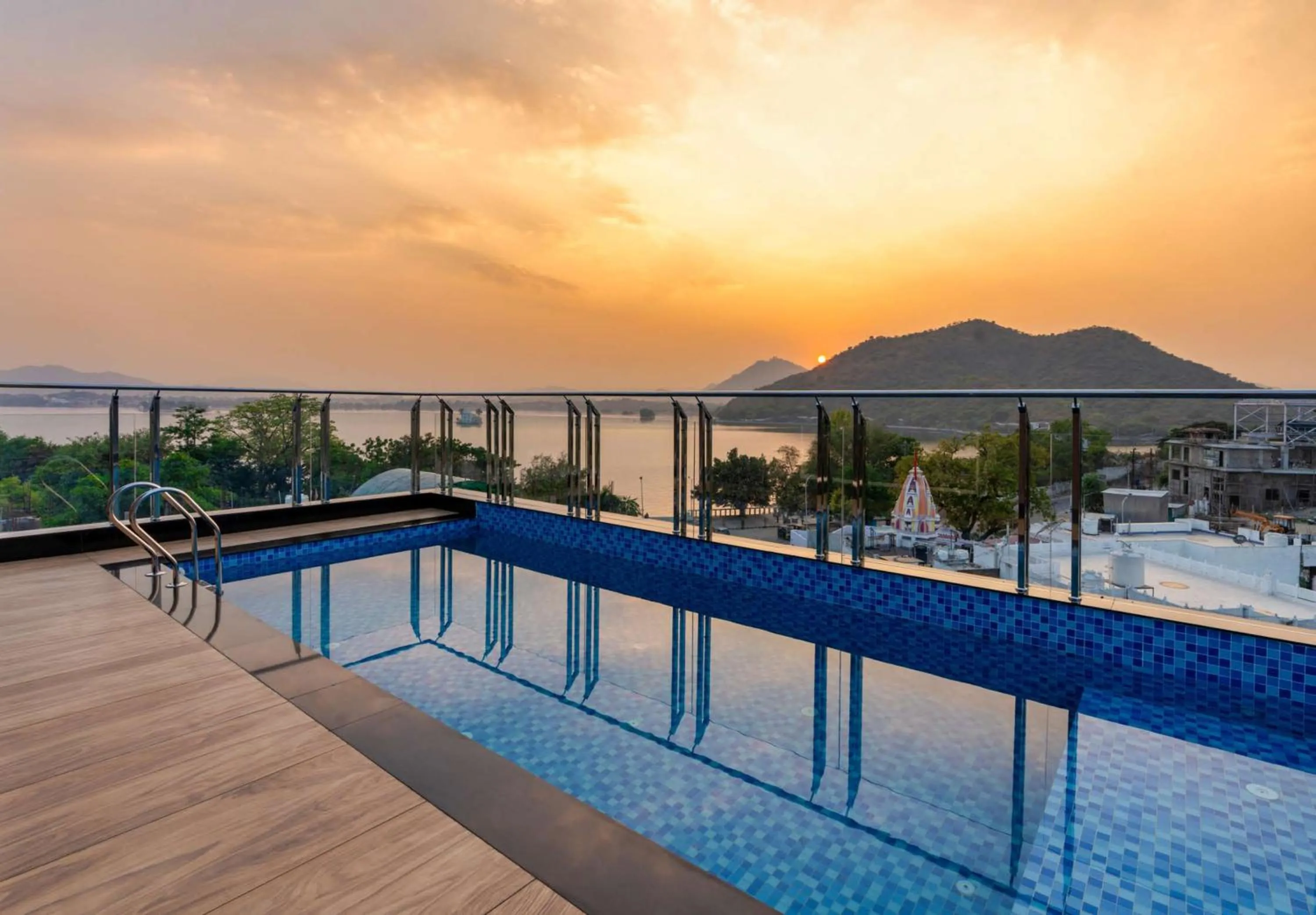 Swimming pool in The Grand Fateh