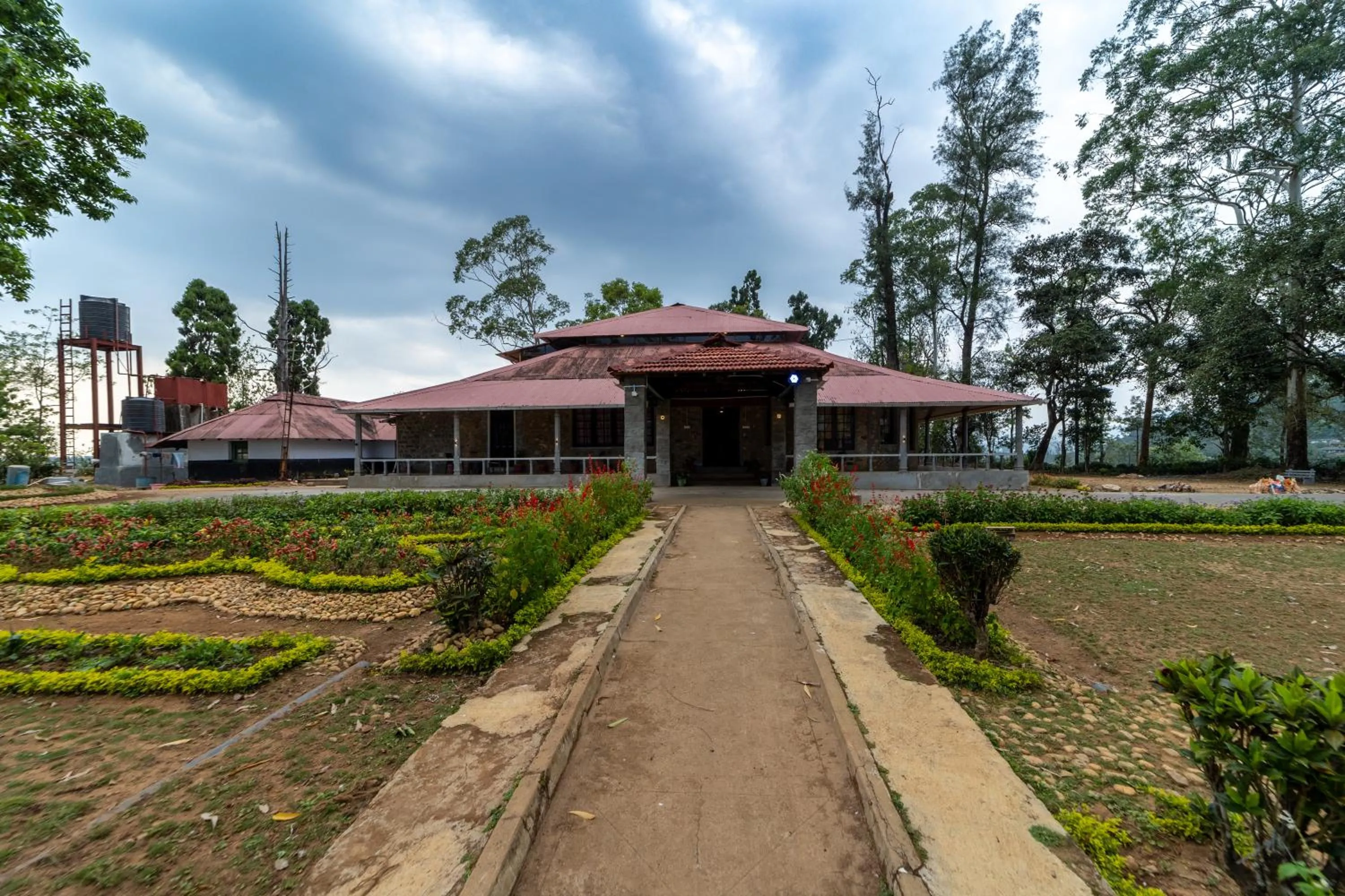 Property building in Harris Holiday Inn