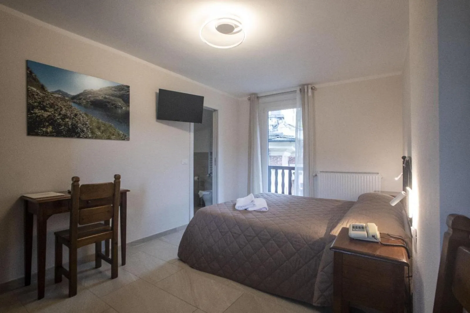 Bedroom, Bed in Albergo Miniere