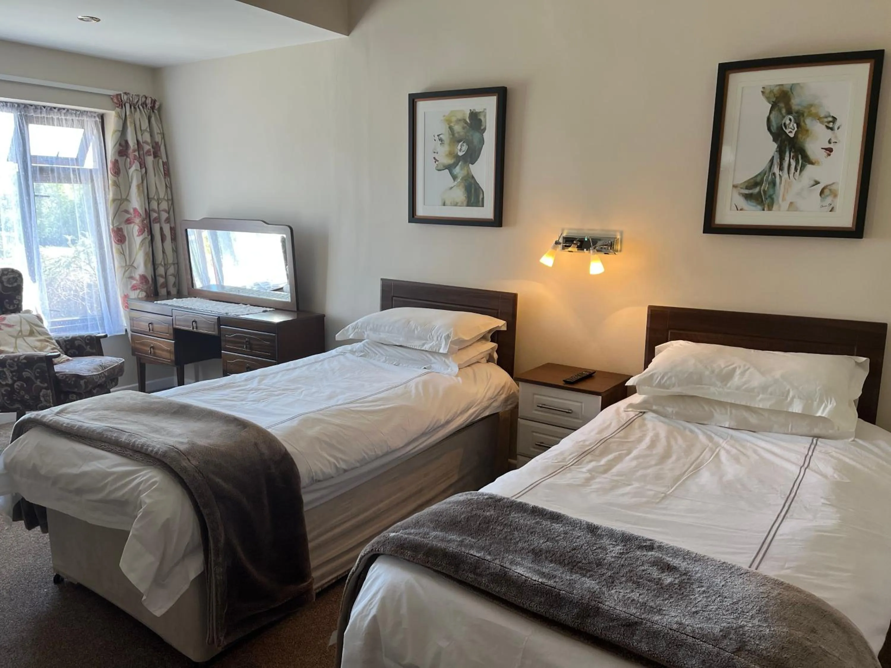 Bedroom, Bed in Palmgrove Bed & Breakfast