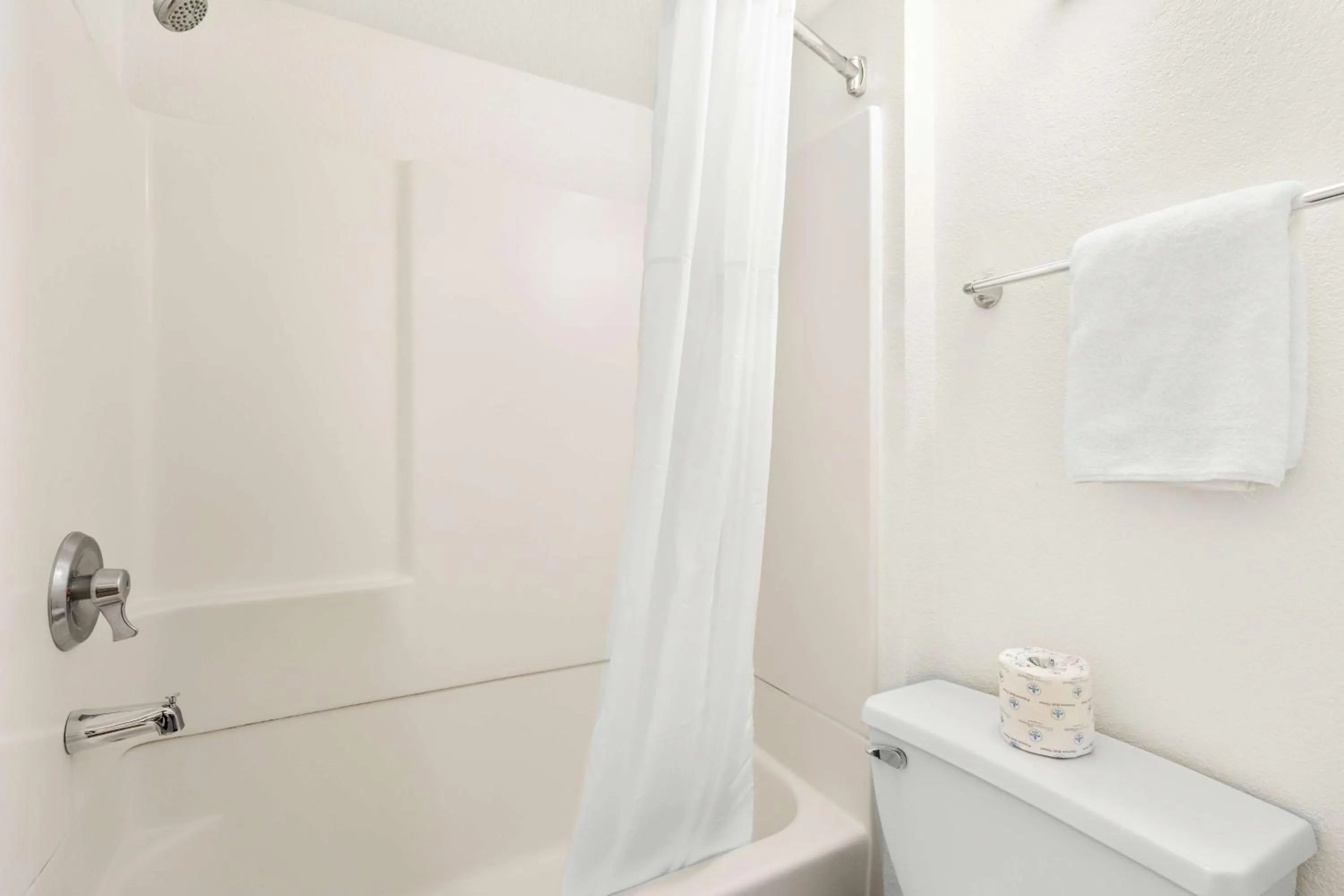 Bathroom in Studio 6 Suites Carpinteria, CA Santa Barbara South