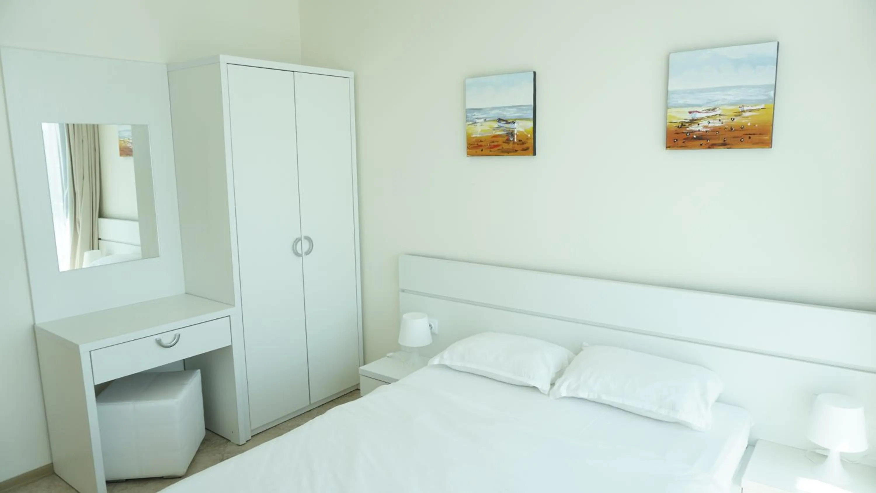 Bedroom, Bed in Calithea Complex