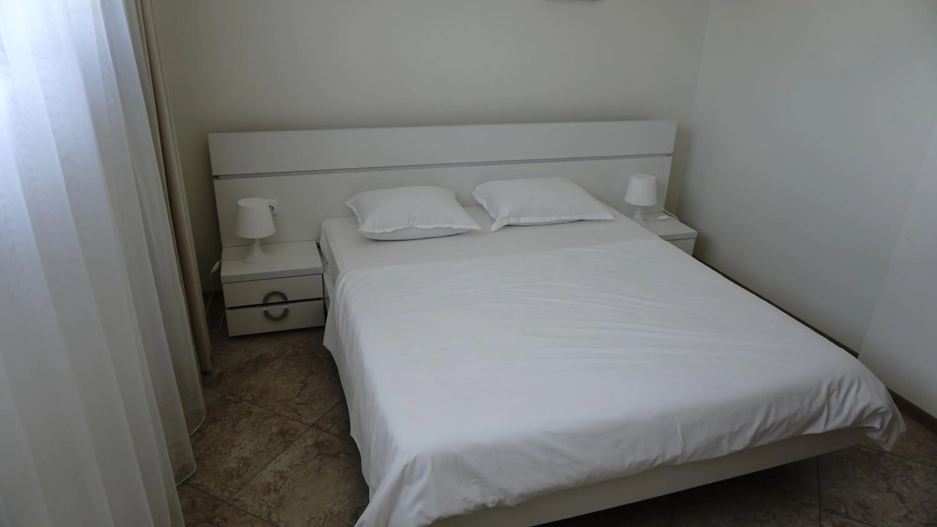 Bedroom, Bed in Calithea Complex