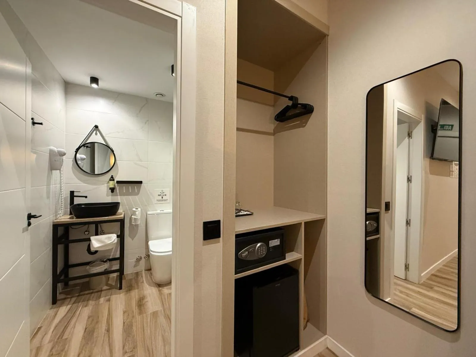 wardrobe in CC Opera Suites