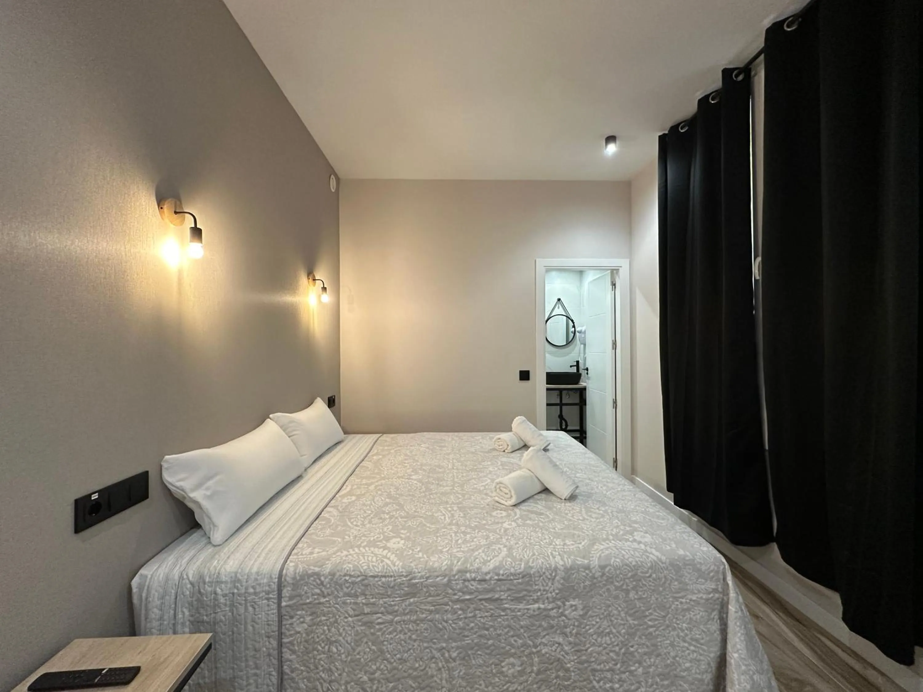 Bedroom, Bed in CC Opera Suites