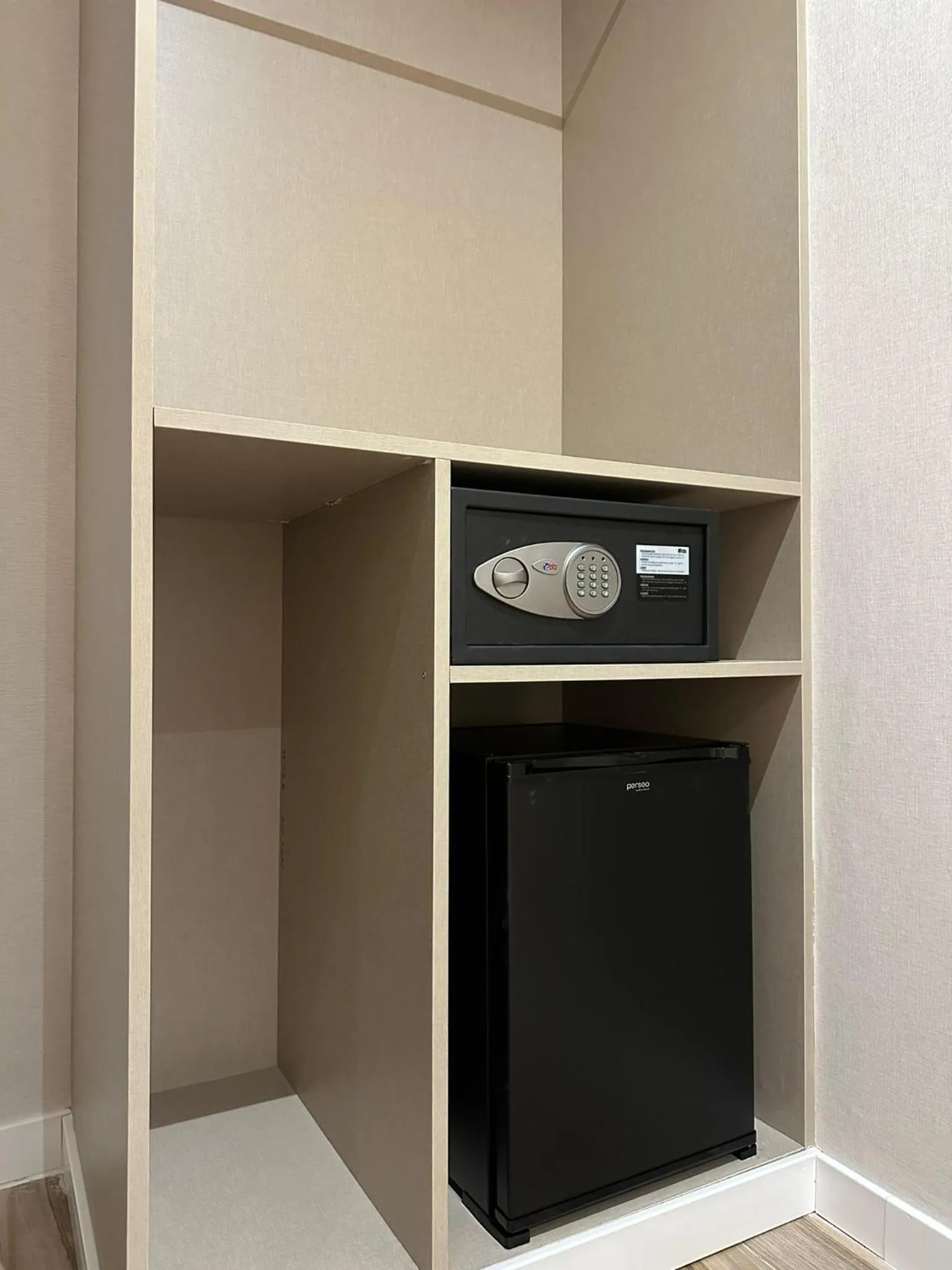 wardrobe in CC Opera Suites