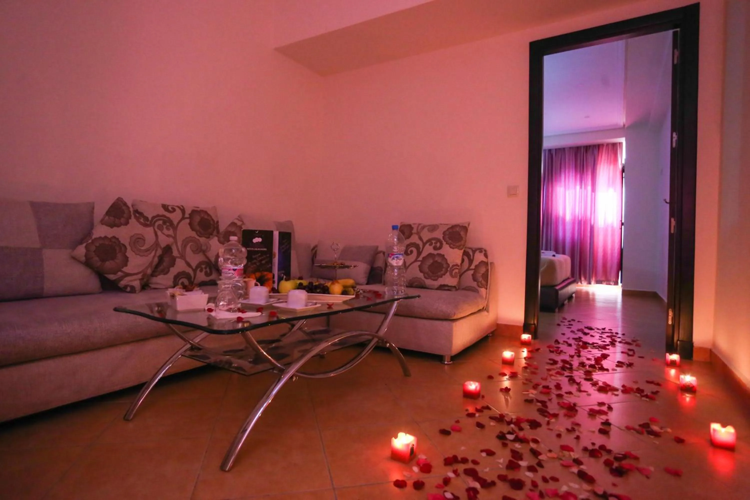 Living room in Hôtel Suite Martil