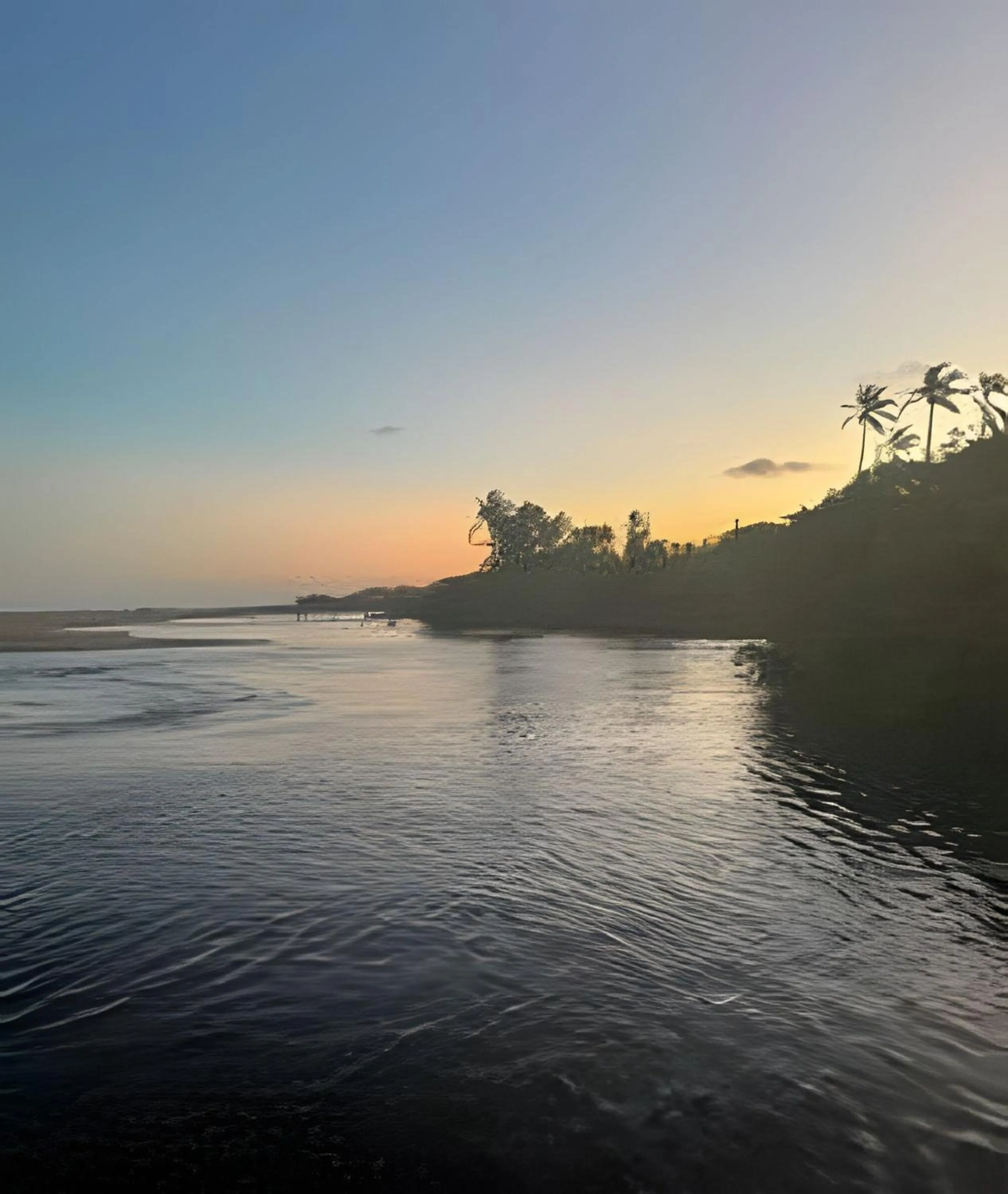 Pé na areia - Reserva Ecológica - Tranquilidade