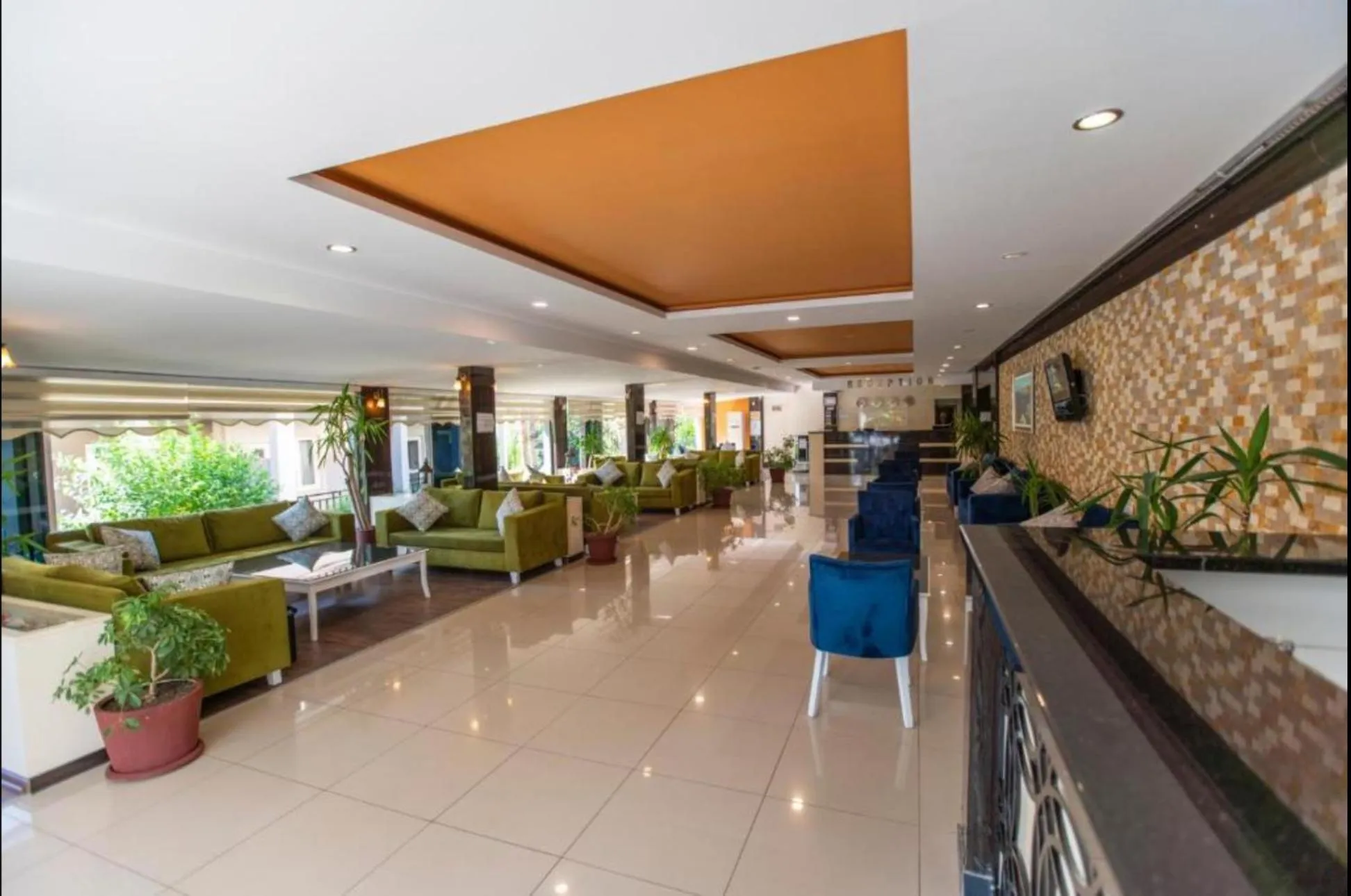 Communal lounge/ TV room in MIR'AMOR GARDEN Resort Hotel-ALL INCLUSIVE