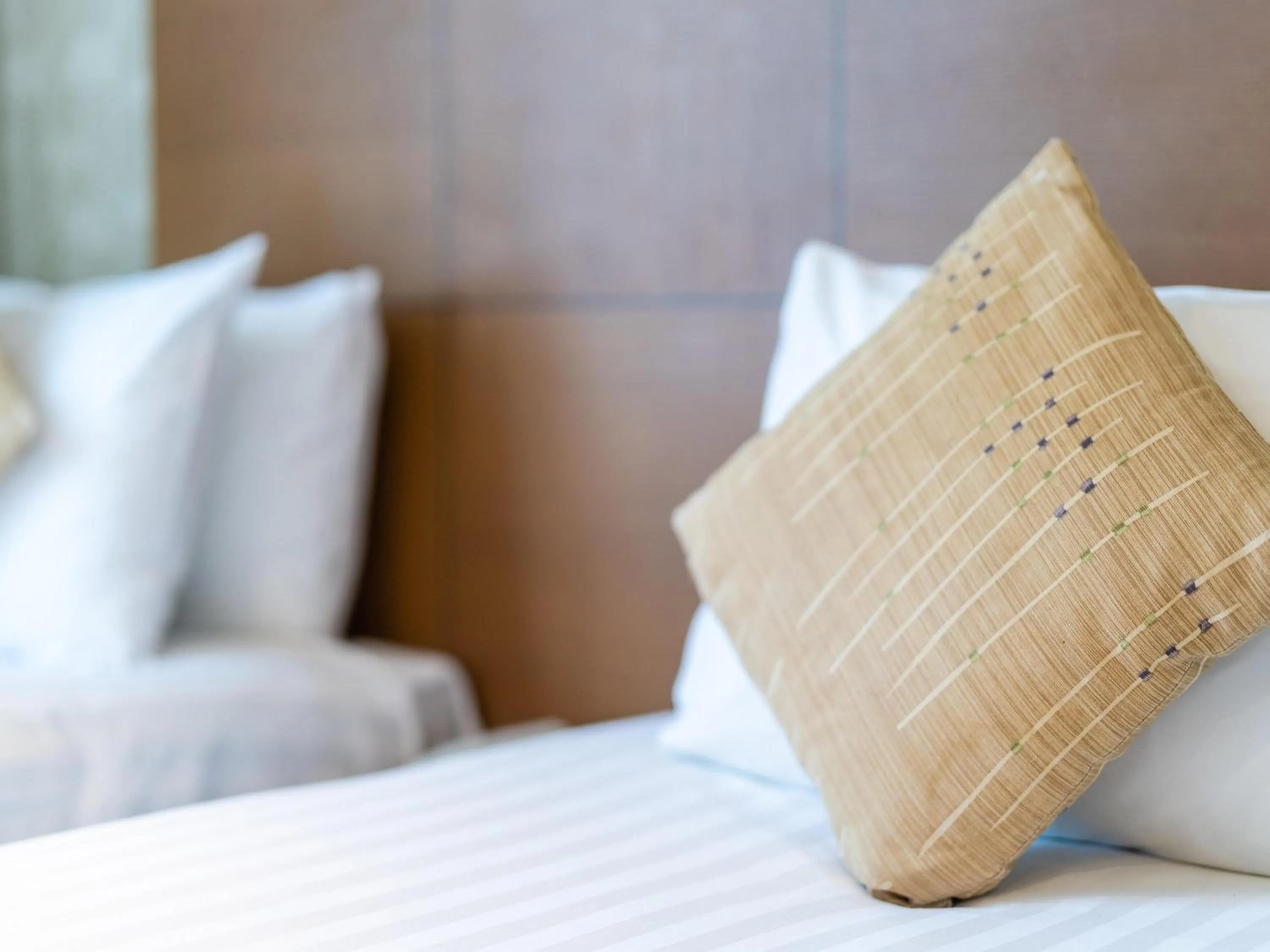 Bedroom, Bed in Mercure Norwich Hotel