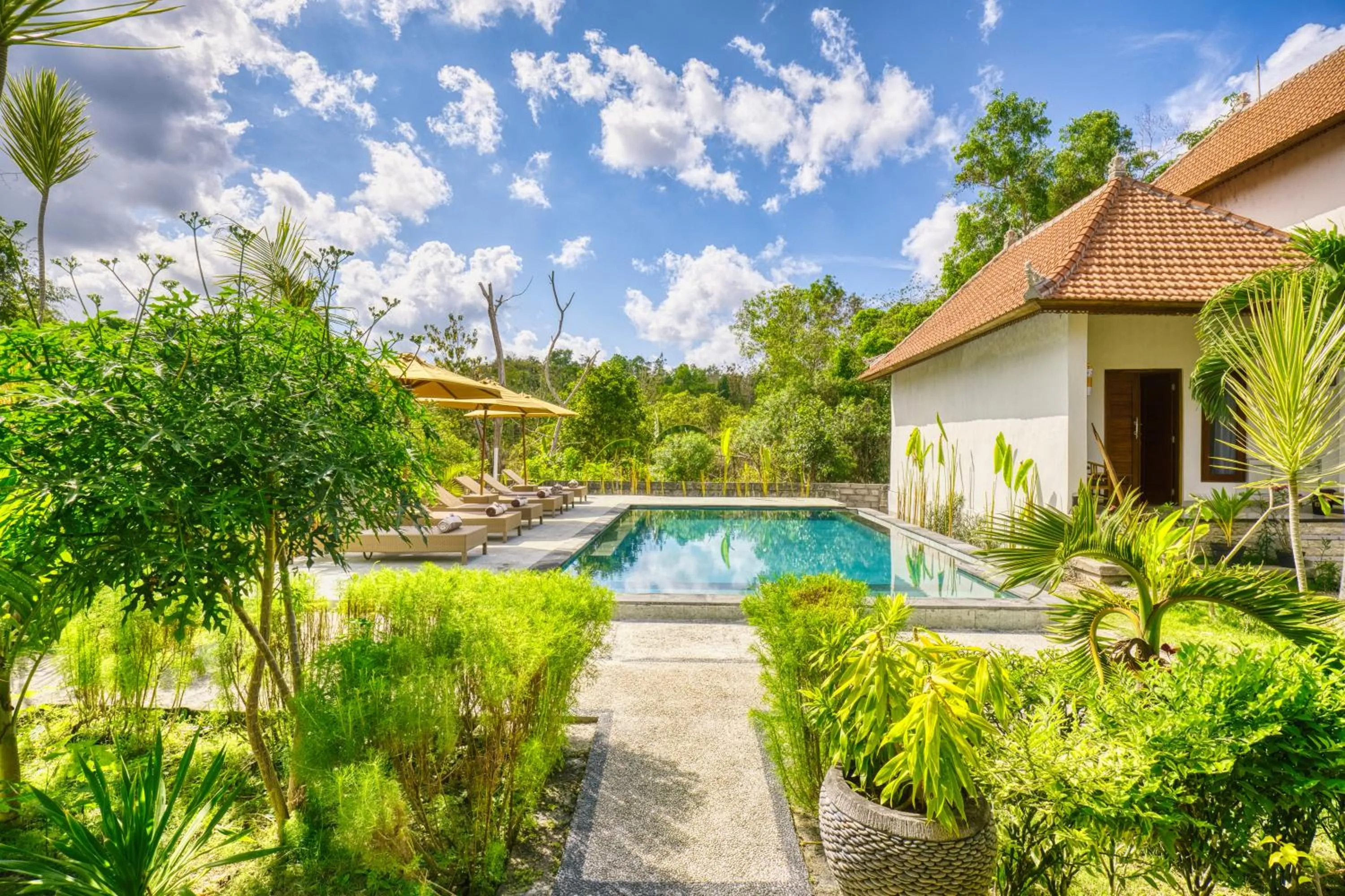 Property building in Gati Cottage