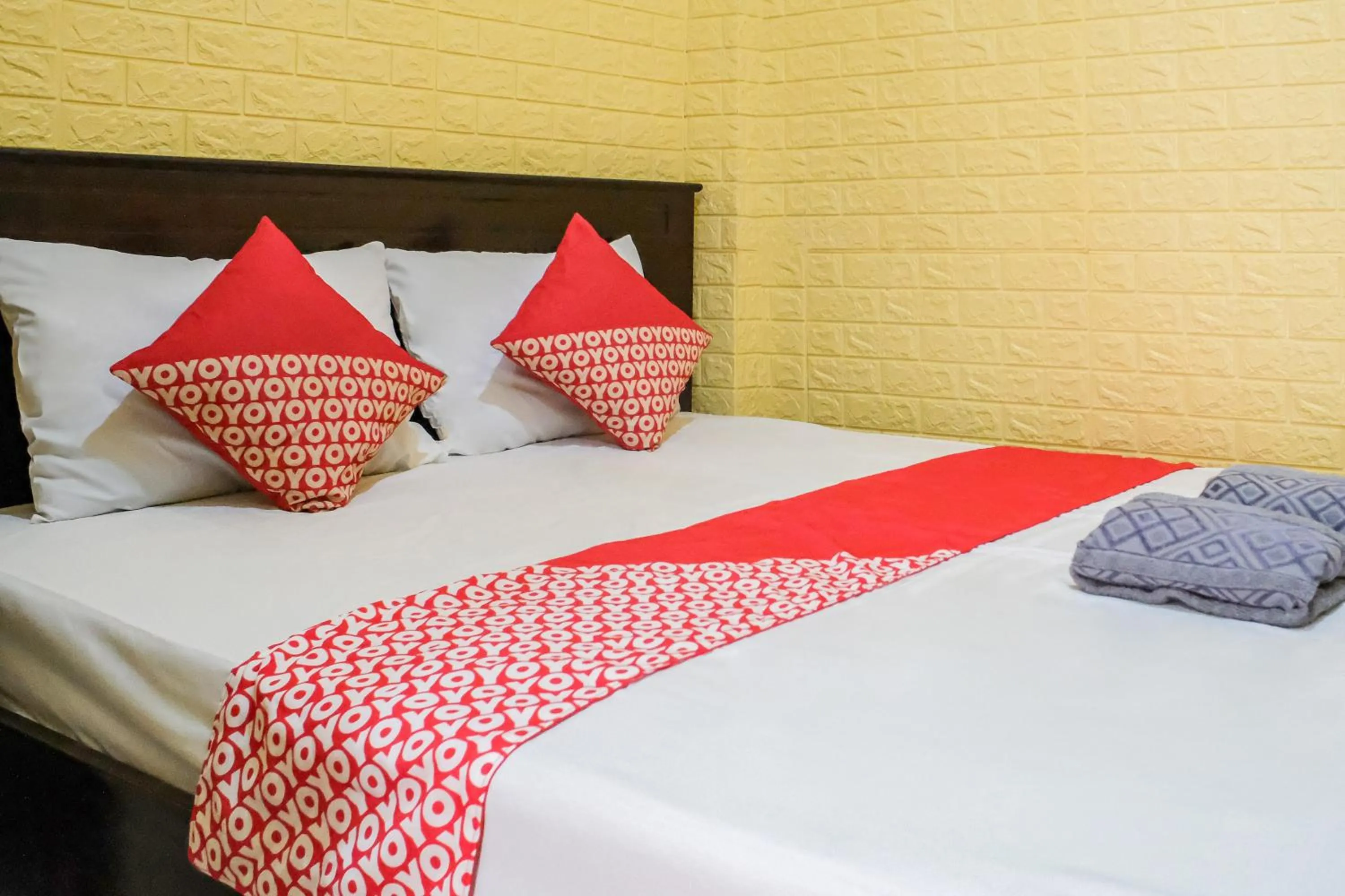 Bedroom, Bed in OYO 93333 Rama Home Stay