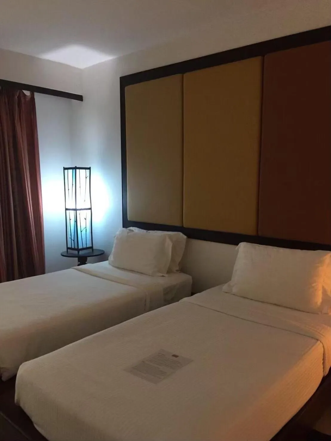 Bed in VANA Wellness Resort