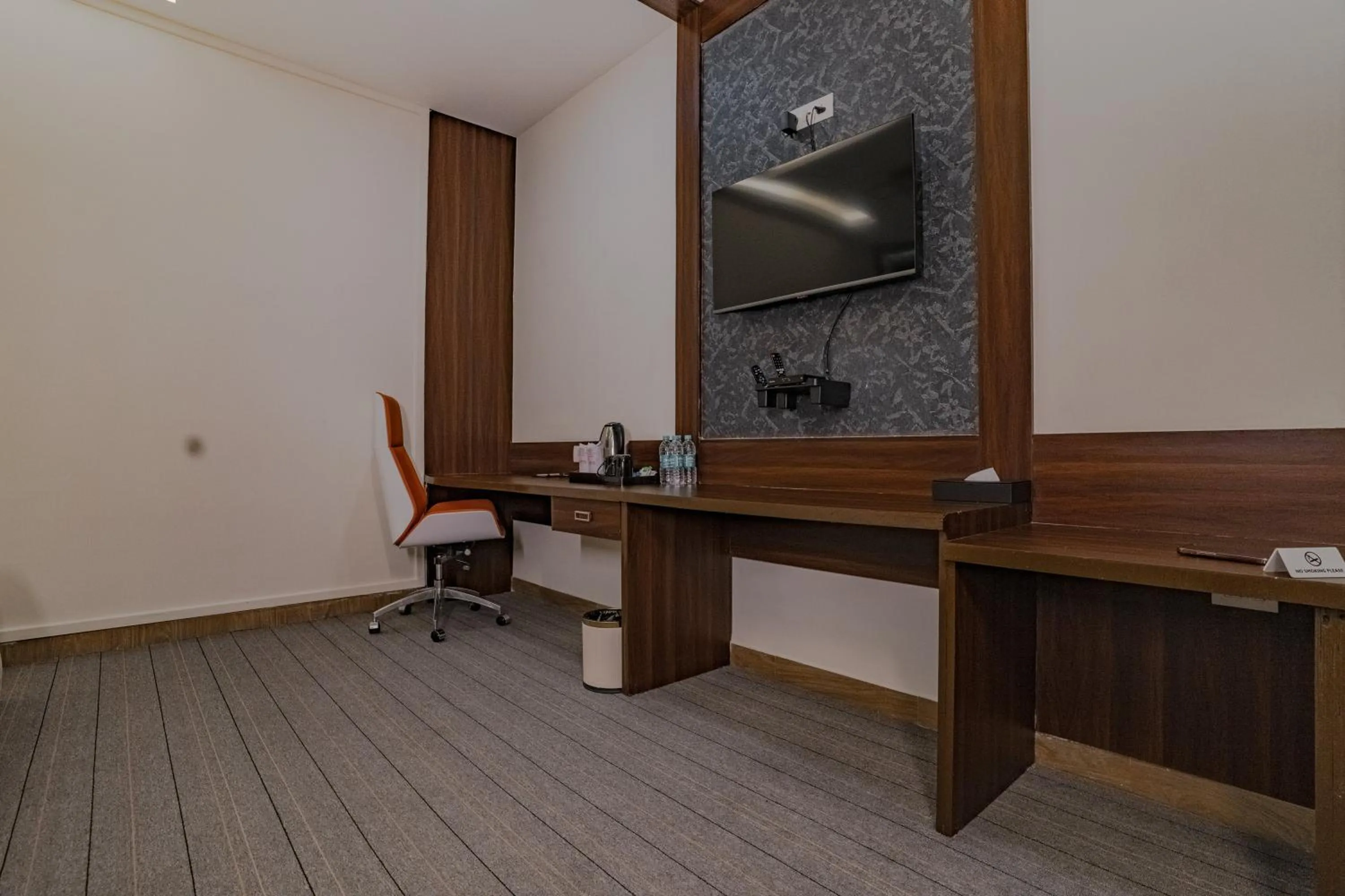 TV and multimedia in Essotto Recreation Hub