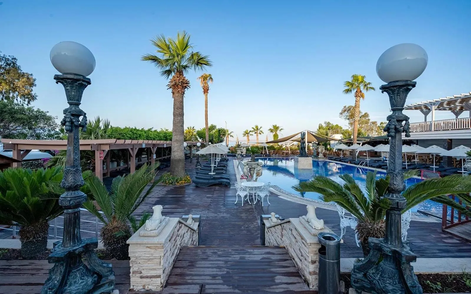 Garden in Golden Beach Resort & Spa