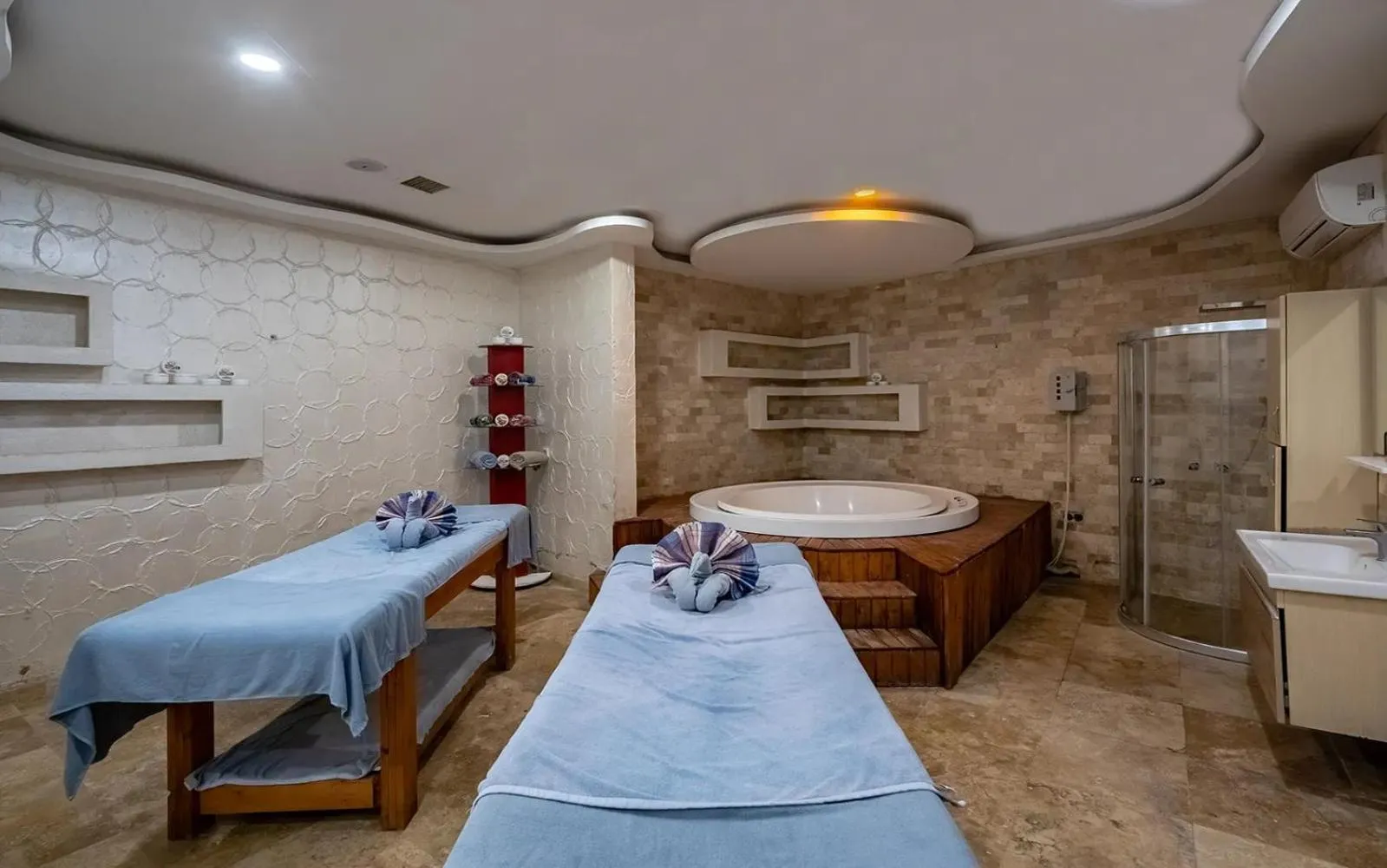 Massage, Bed in Golden Beach Resort & Spa