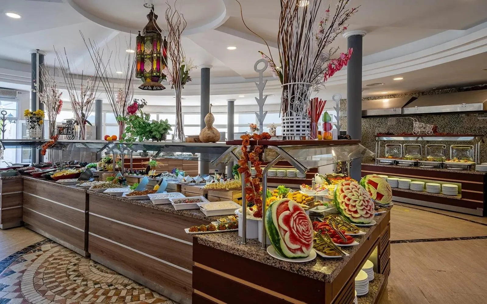 Food in Golden Beach Resort & Spa