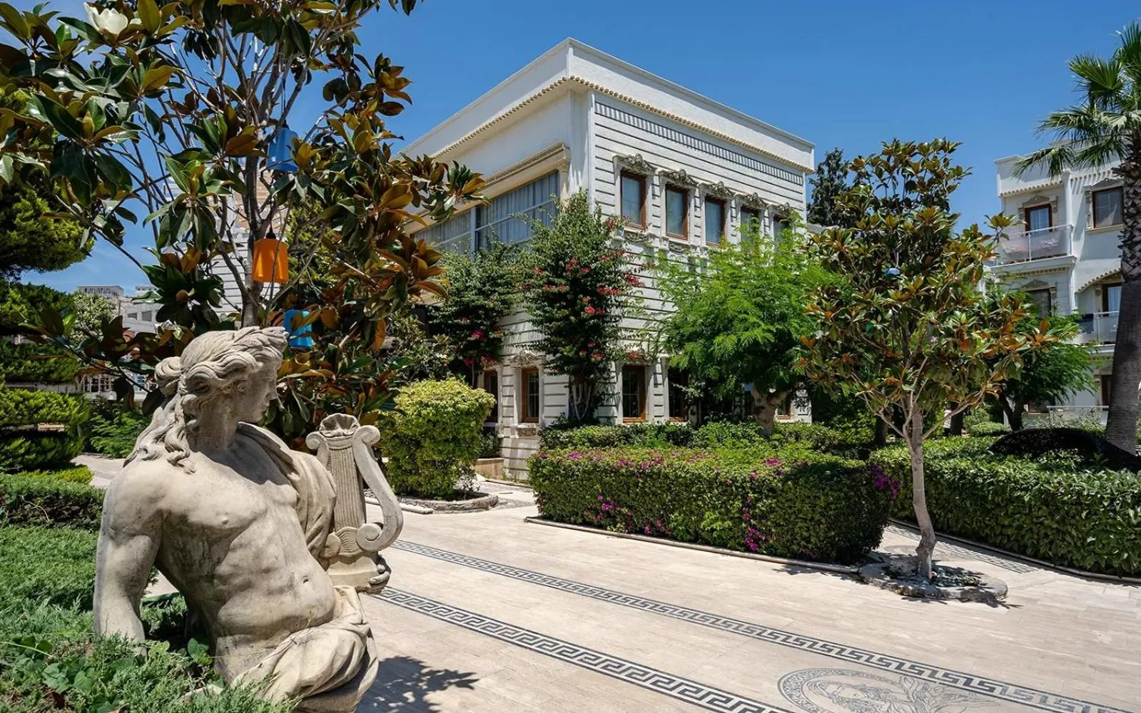 Garden in Golden Beach Resort & Spa