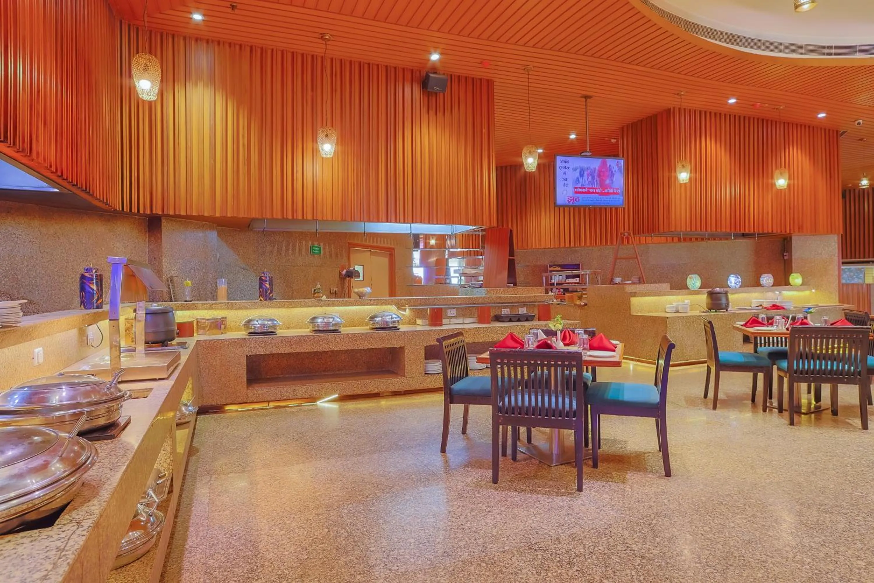 Restaurant/places to eat in The Conway