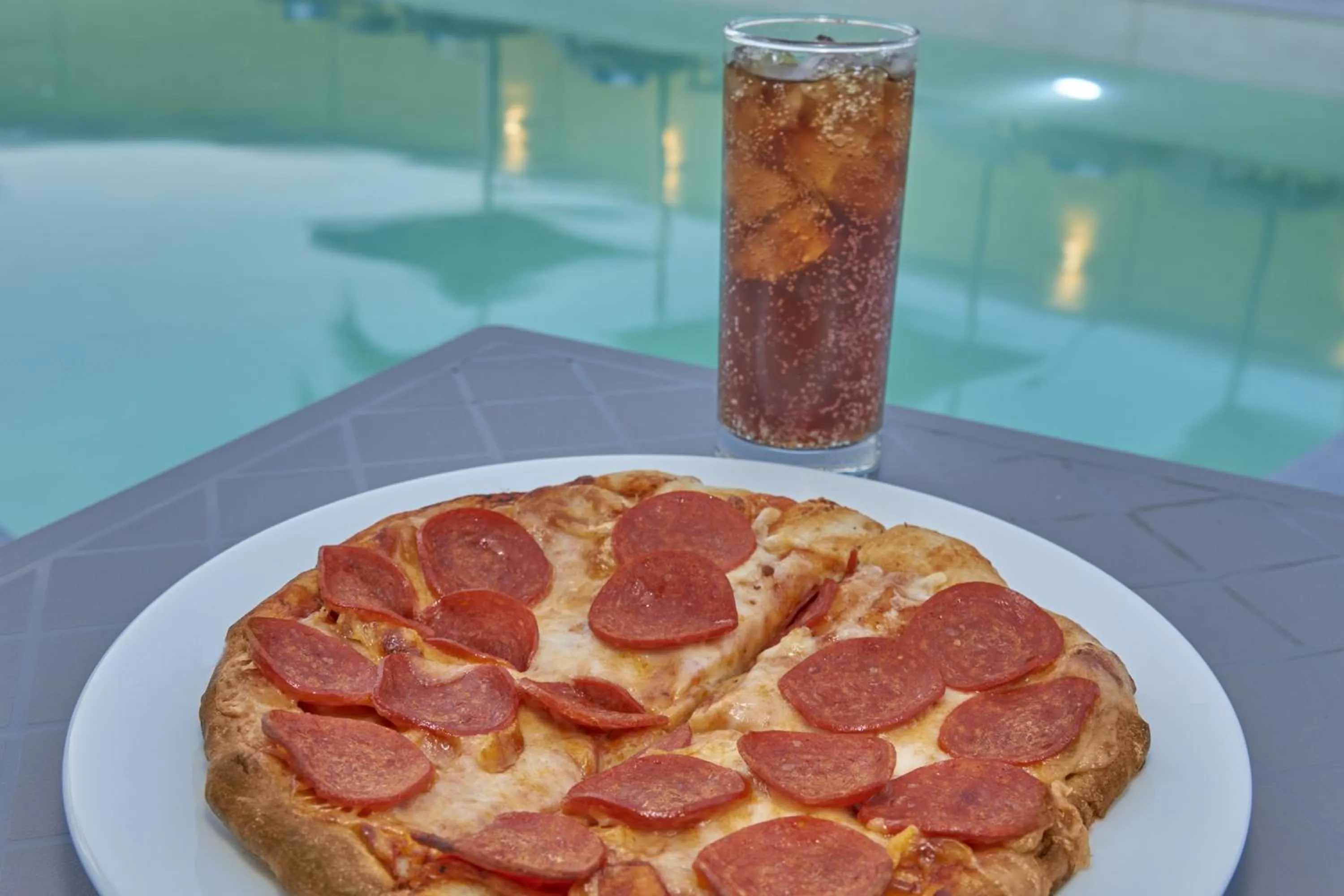 Restaurant/places to eat in City Express by Marriott Cancun Aeropuerto