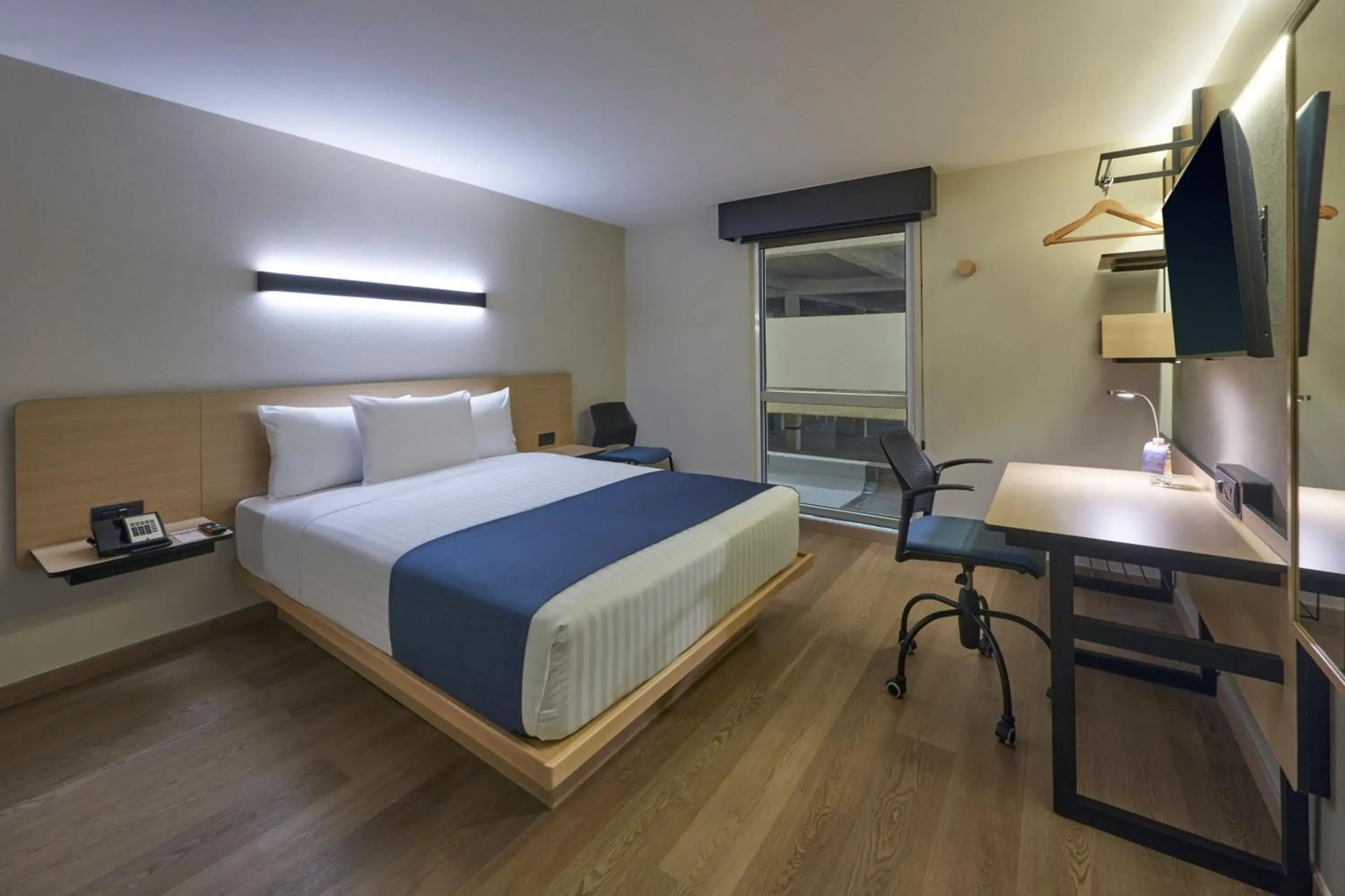 Standard Queen Room in City Express by Marriott Cancun Aeropuerto Standard Queen Room in City Express by Marriott Cancun Aeropuerto