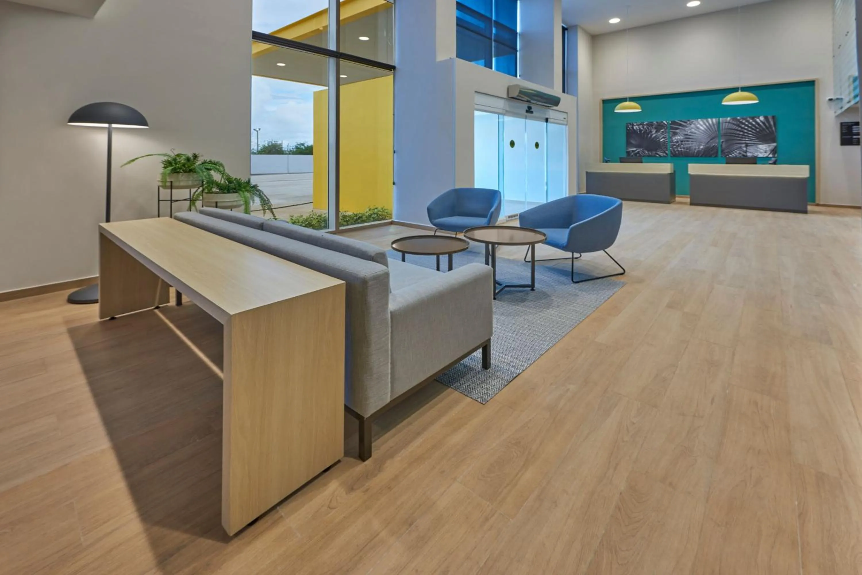 Lobby or reception in City Express by Marriott Cancun Aeropuerto