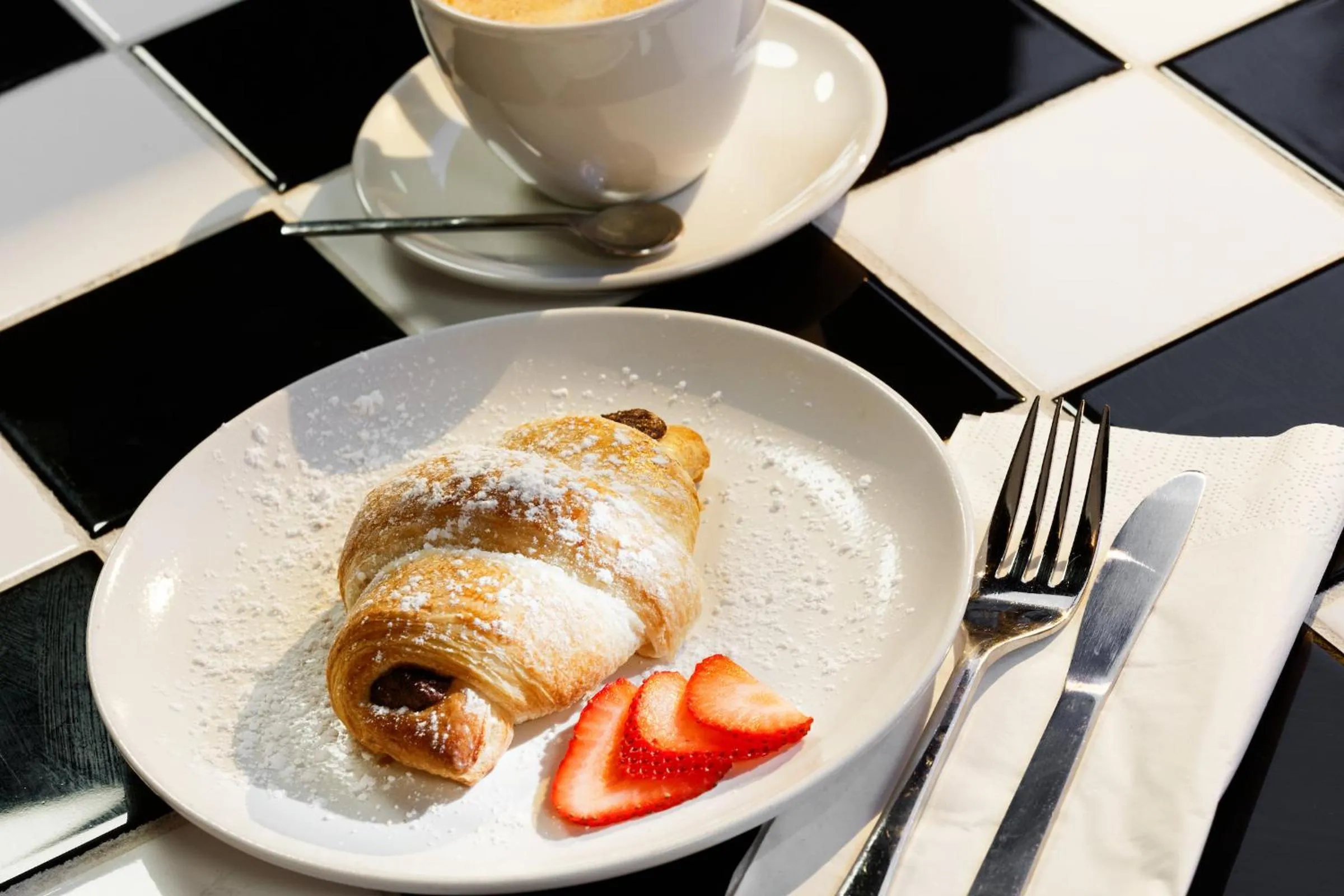 Food and drinks in Moxy Miami Wynwood