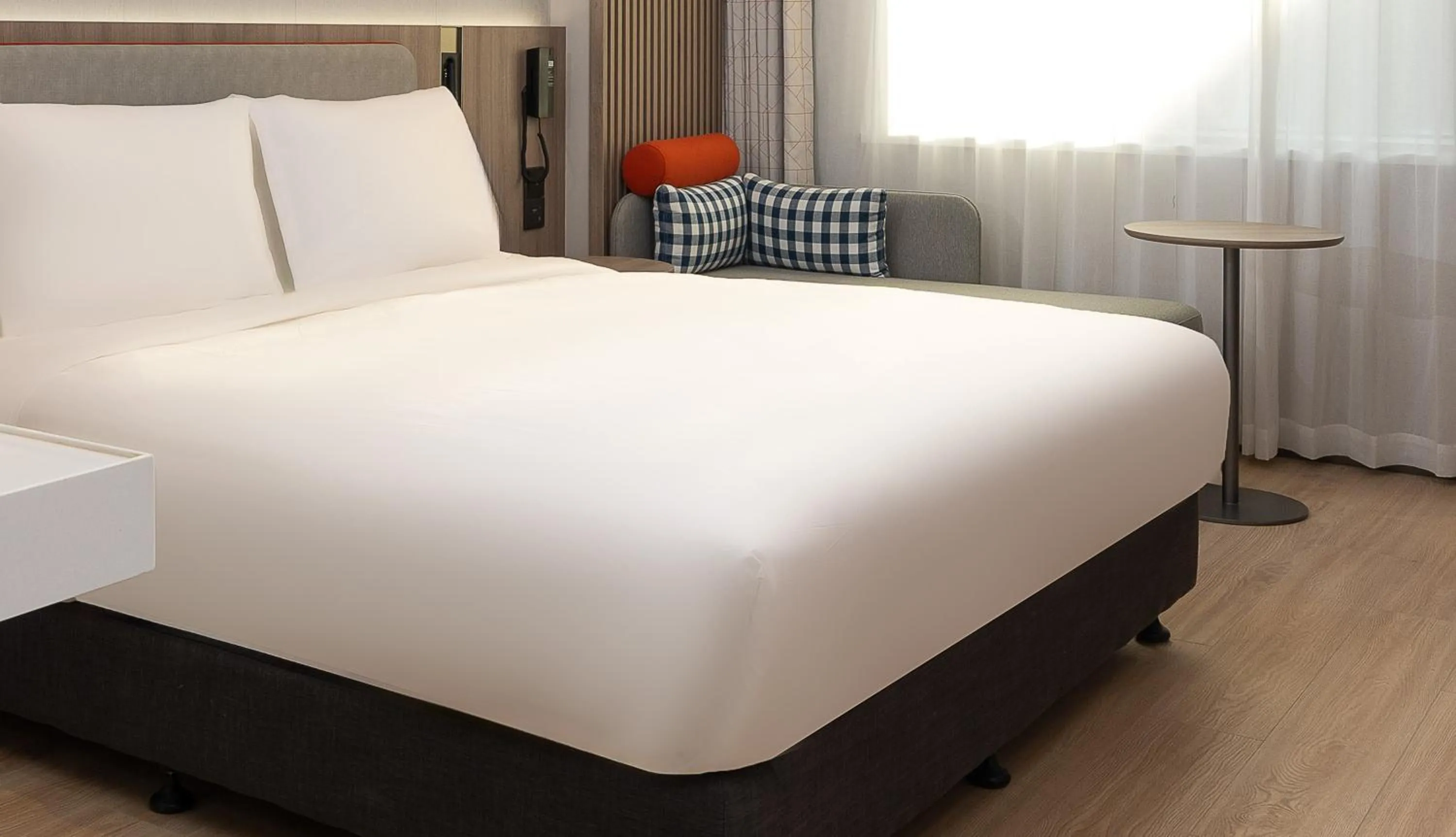 Bed in Holiday Inn Express Yuhuan Wetland Park by IHG