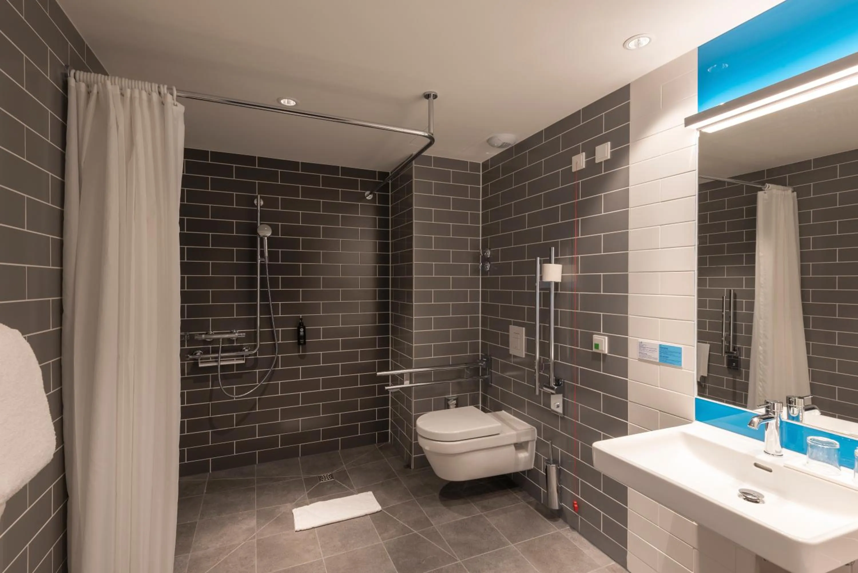 Bathroom in Holiday Inn Express Heilbronn by IHG