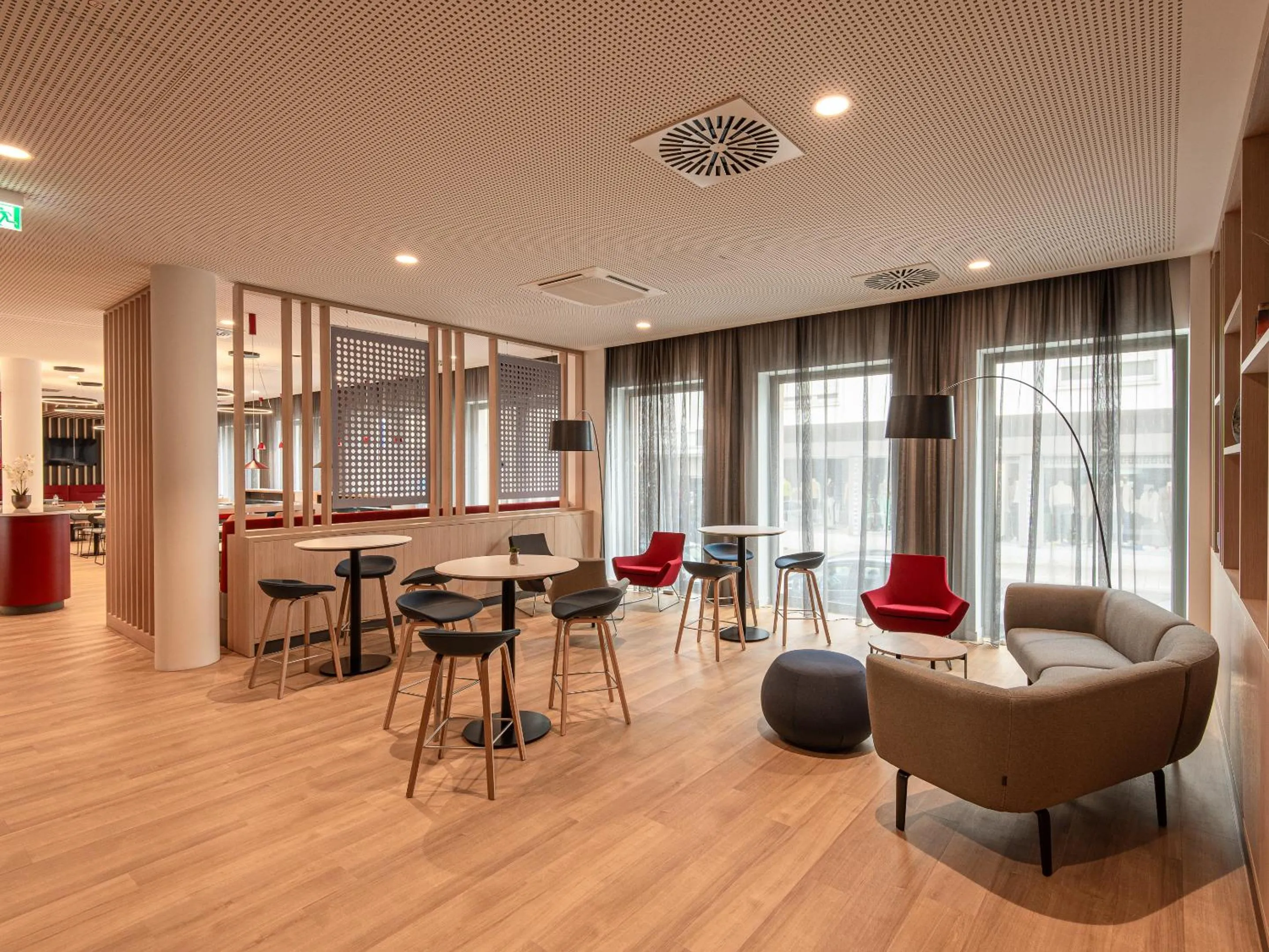 Restaurant/places to eat in Holiday Inn Express Heilbronn by IHG