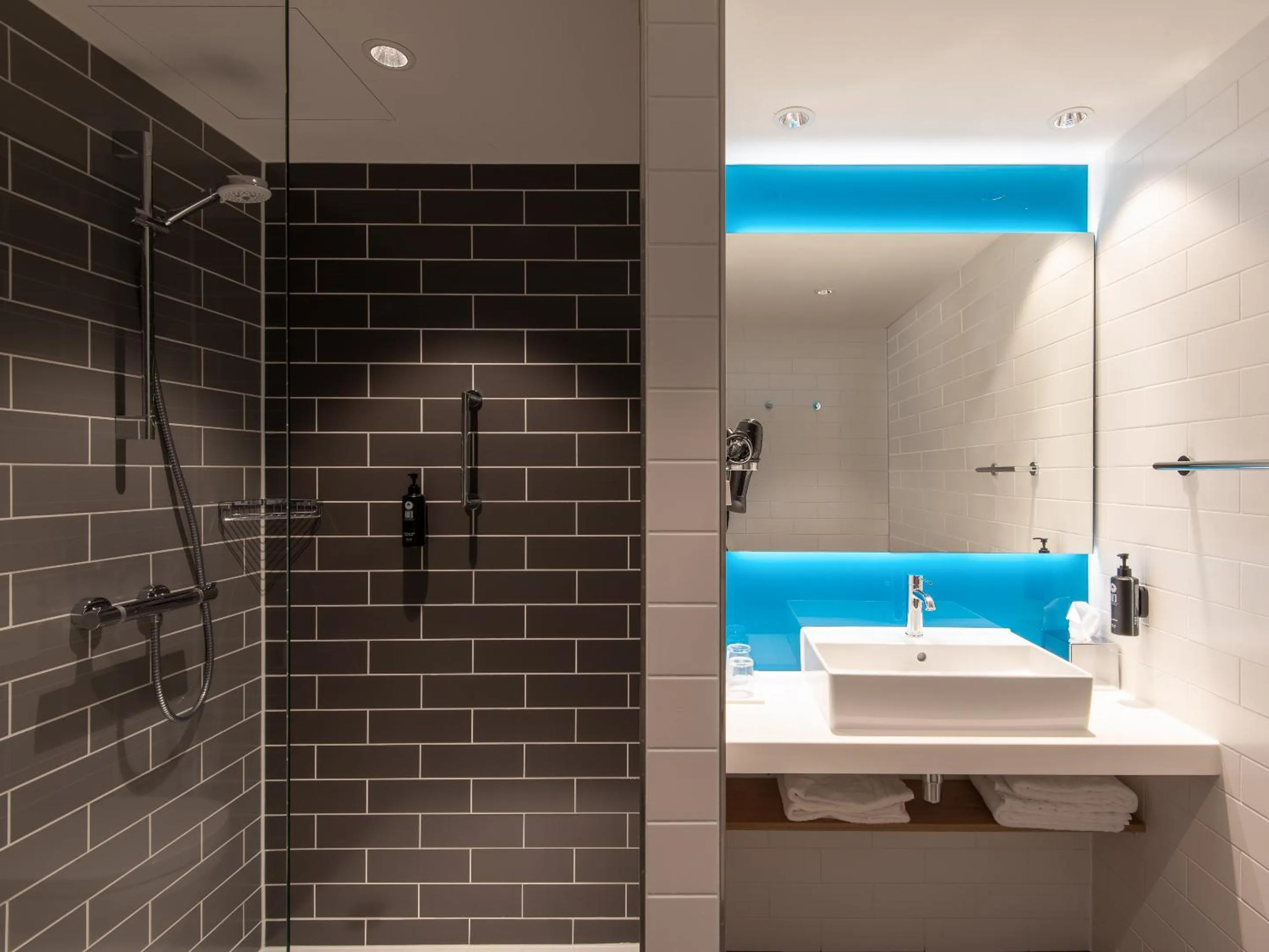 Bathroom in Holiday Inn Express Heilbronn by IHG