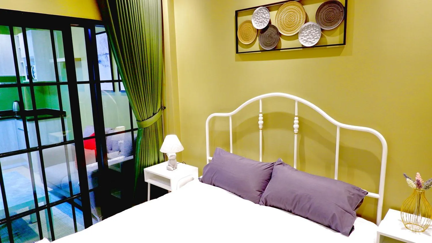 Bed in BEB Silom Condolette